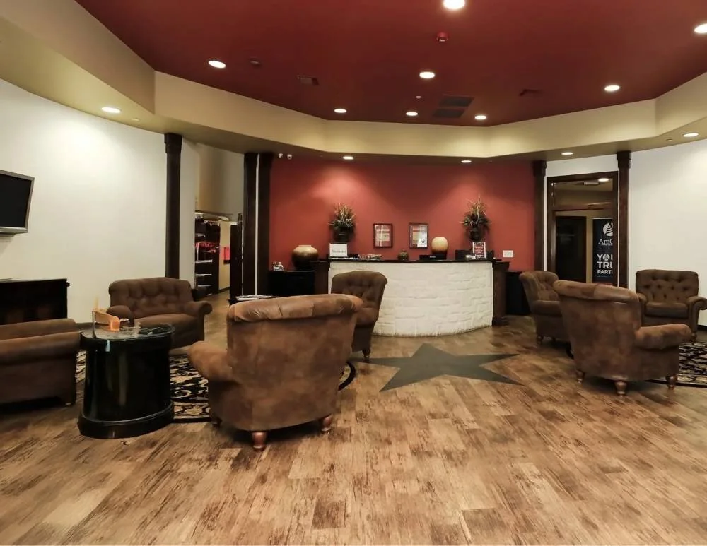 Flexible office suites in Conroe, TX with options for short-term and long-term leases.