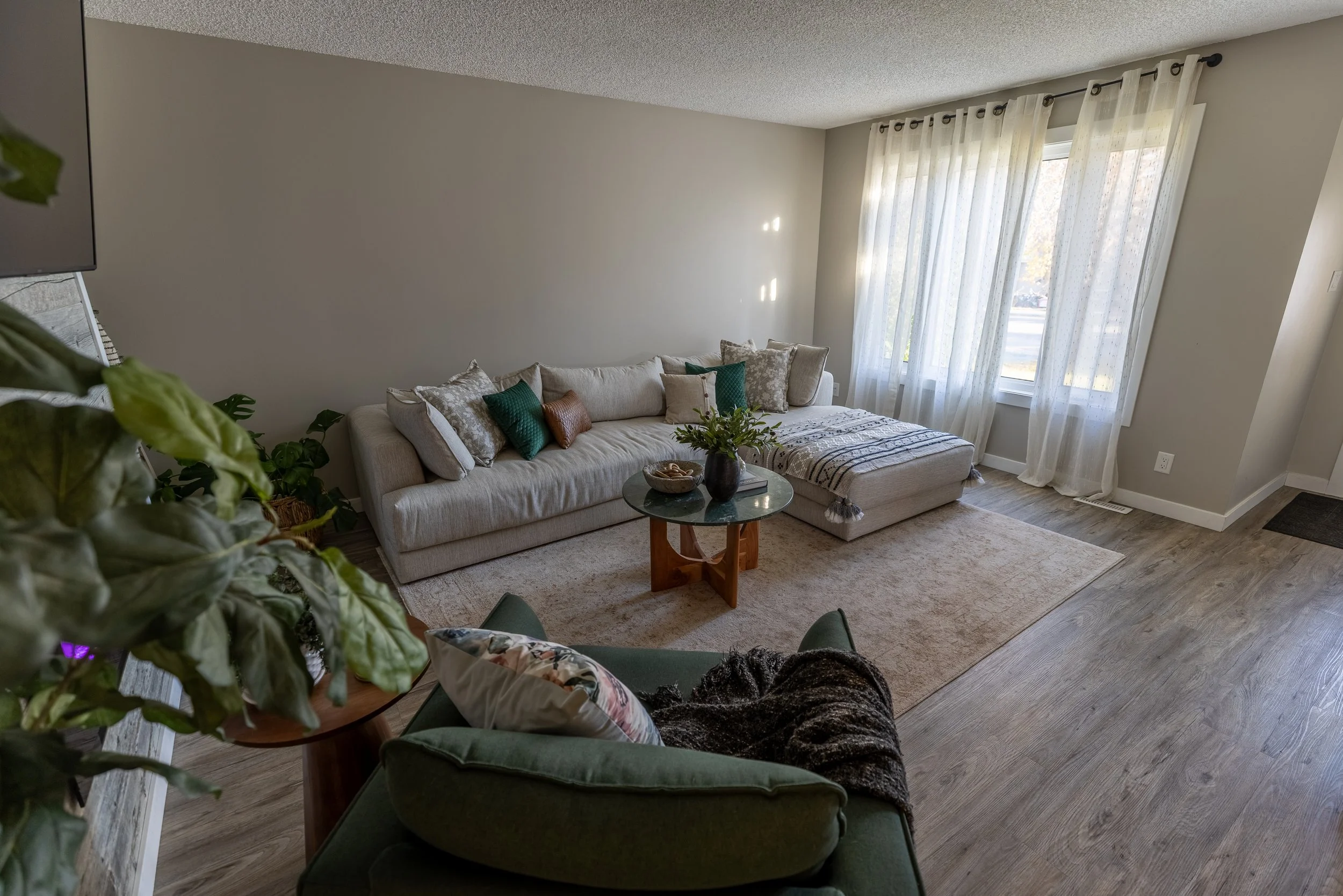 1I2A0328-HDR.jpg