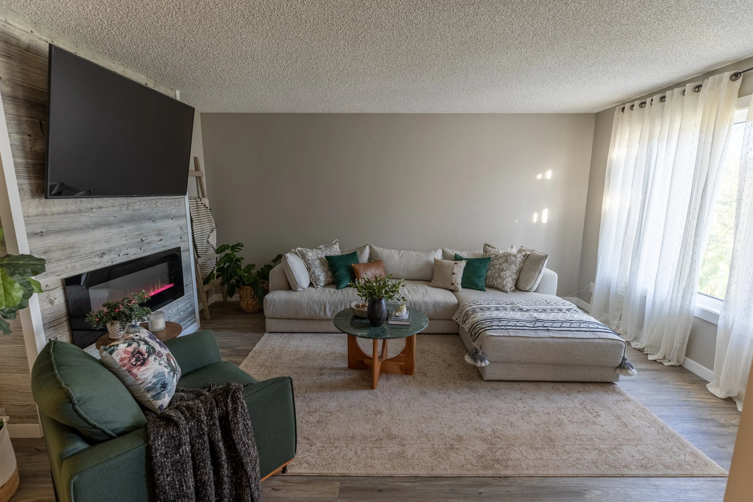 Click for Video Tour 