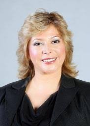 Ixela Gutierrez 
(Fundraising/Directora Mexico Vivo Dance Company)