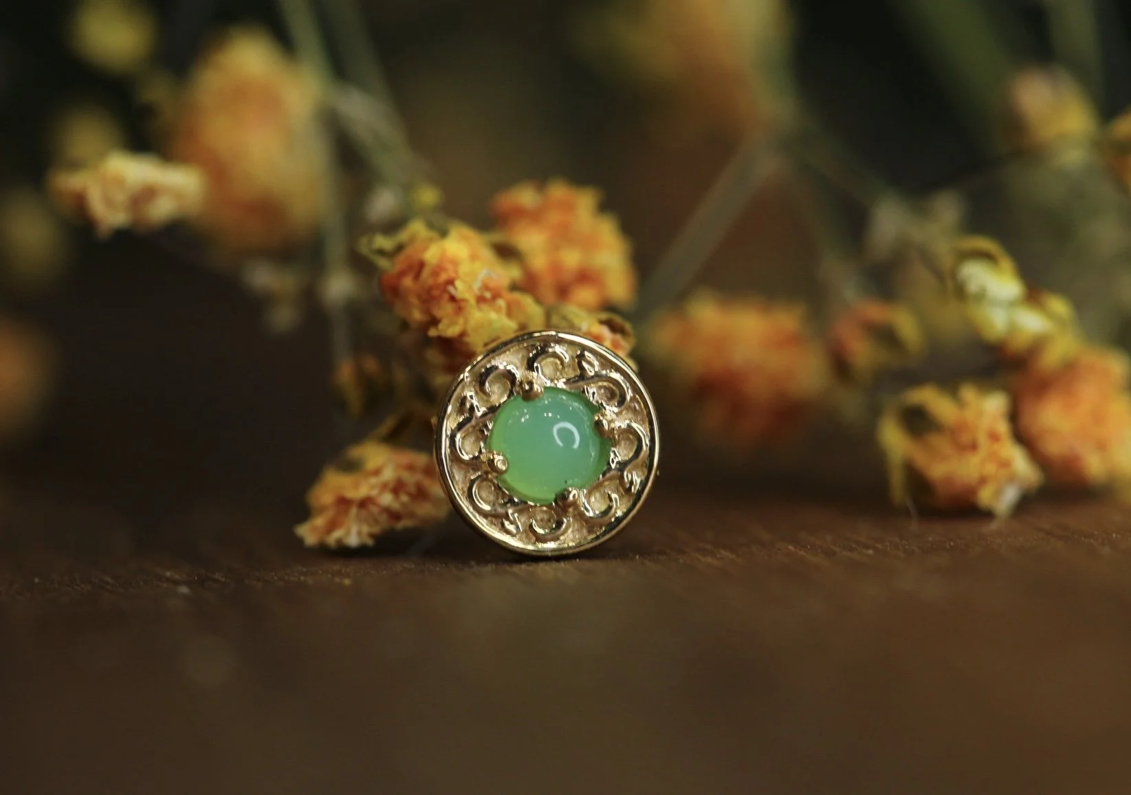 Body Vision Los Angeles ( BVLA )
Yellow Gold Elizabeth with Chrysoprase