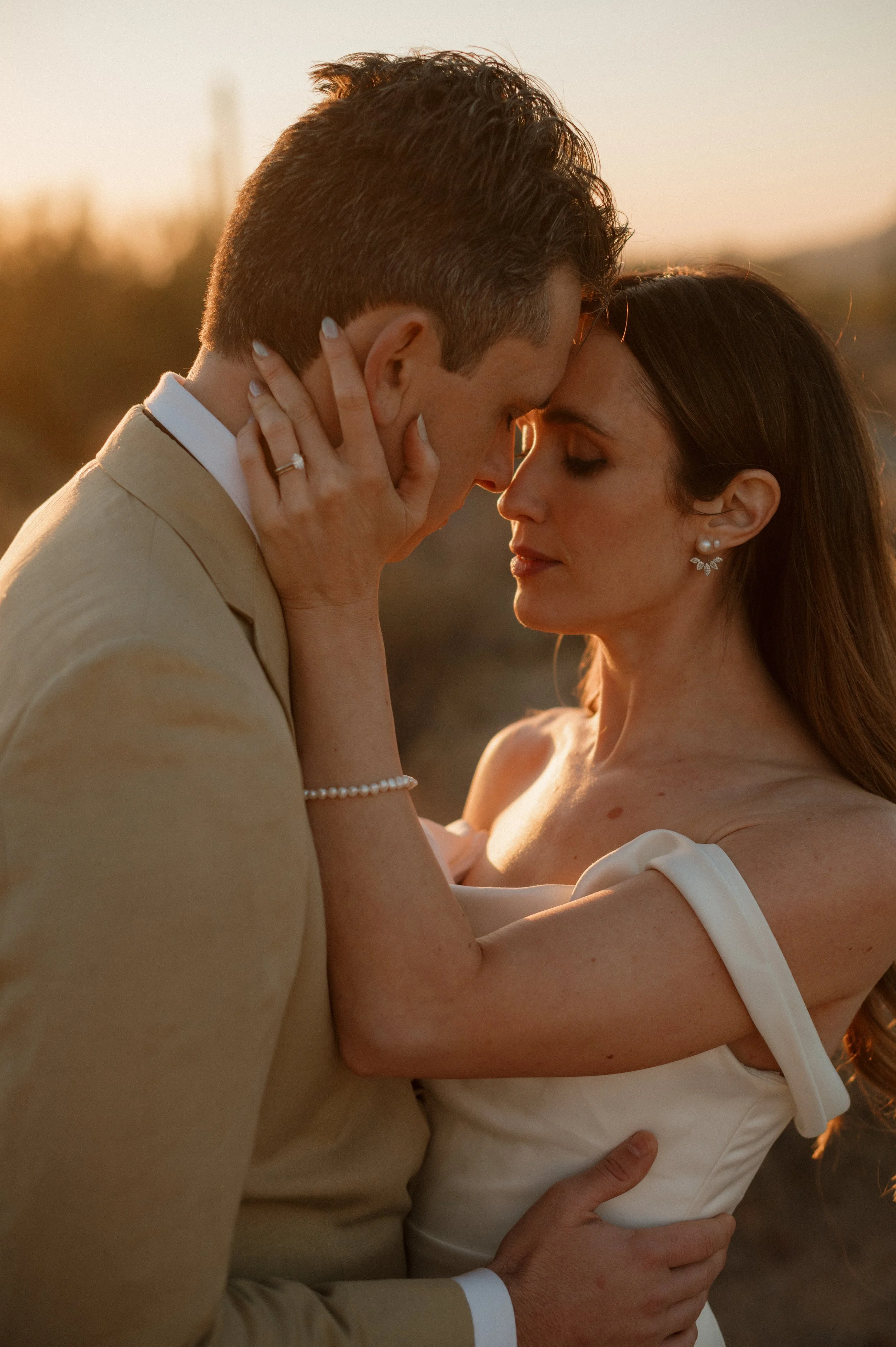 Arizona Elopement Guide: How to Plan Your Elopement in the Superstition Mountains