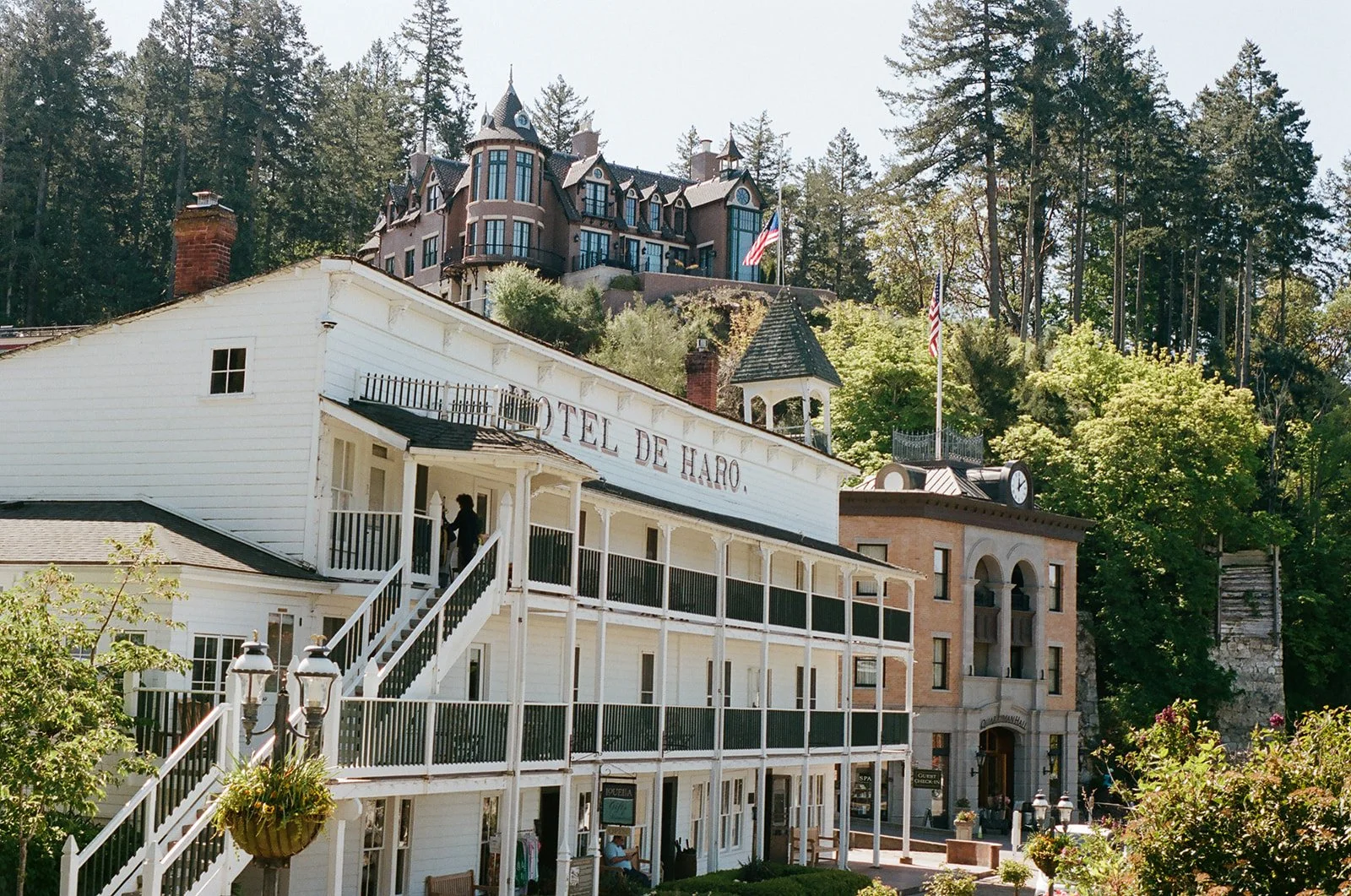 22 Best Wedding Venues in Washington State for Elegant, Romantic Celebrations
