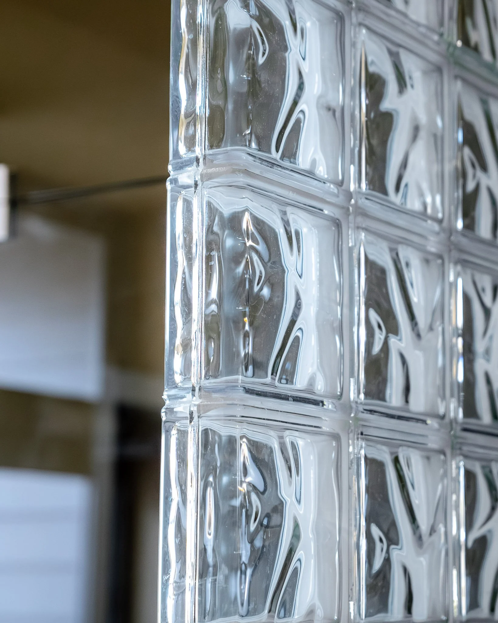 360 Glass Projects - Richmond Rd Deli 4.jpg