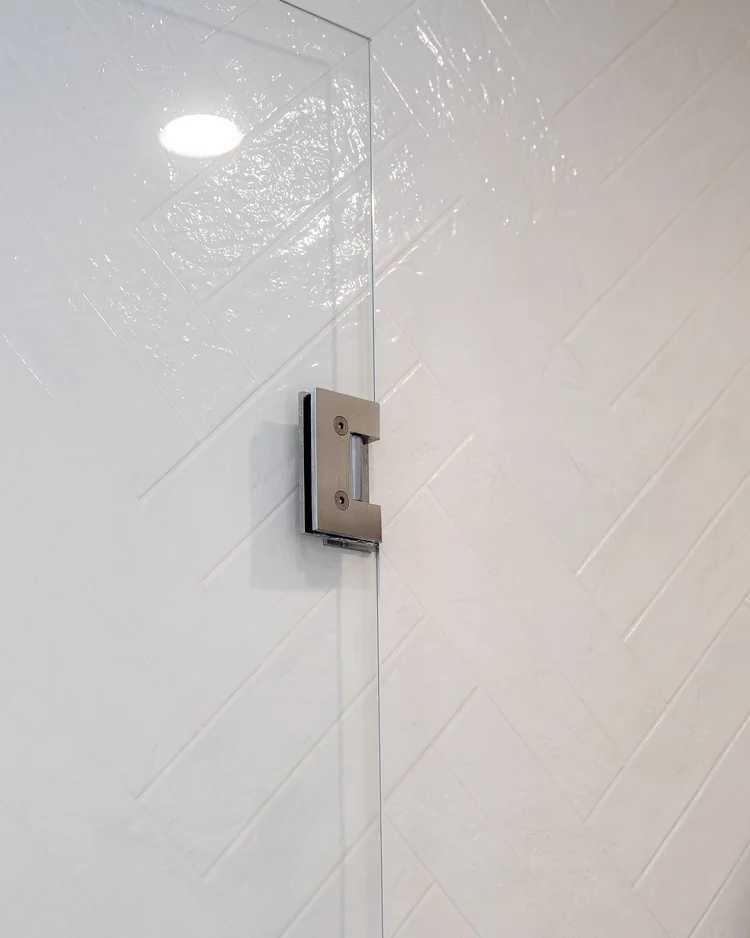 Aberdeen Rd shower