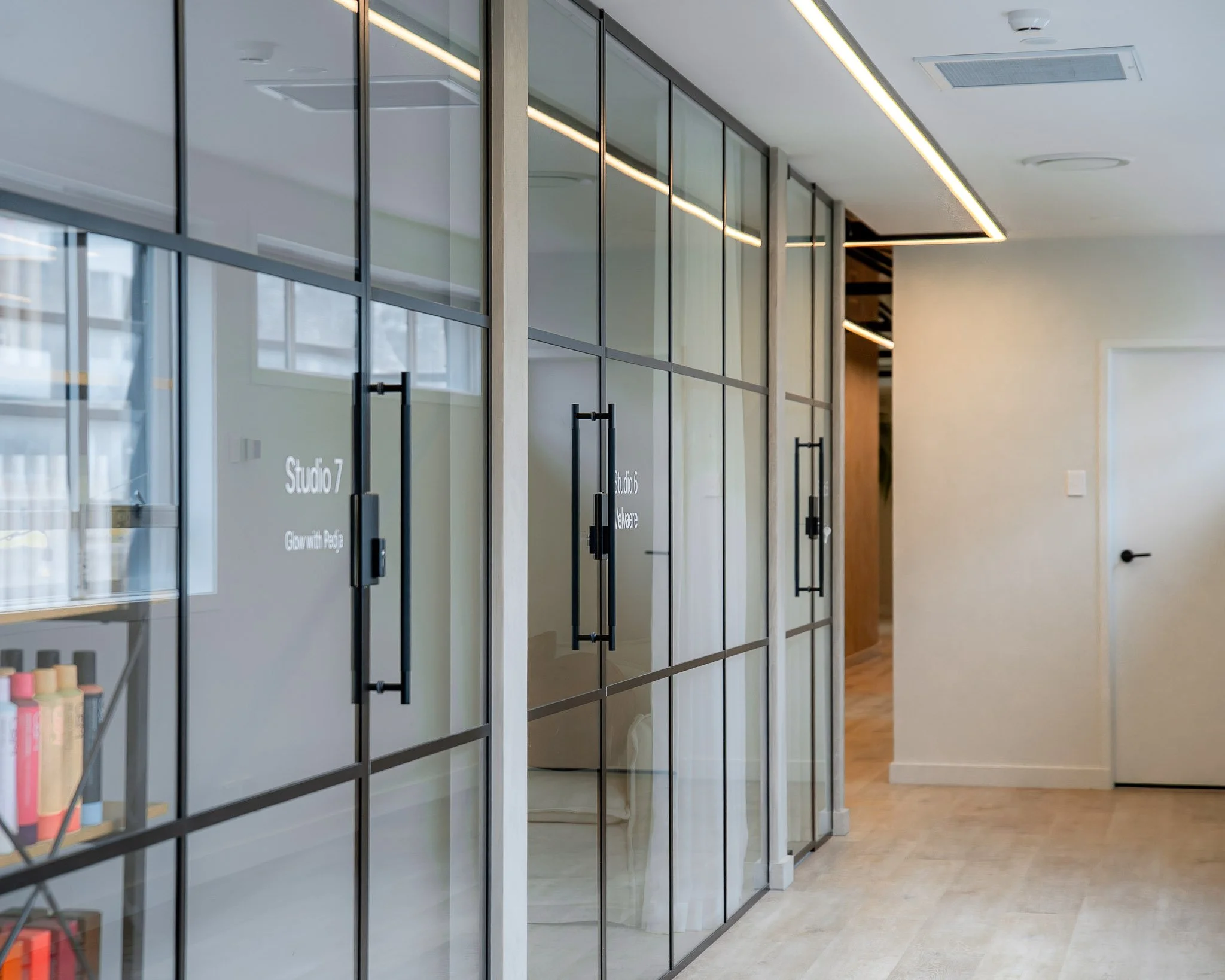 360 Glass - Hurstmere Road5.jpg