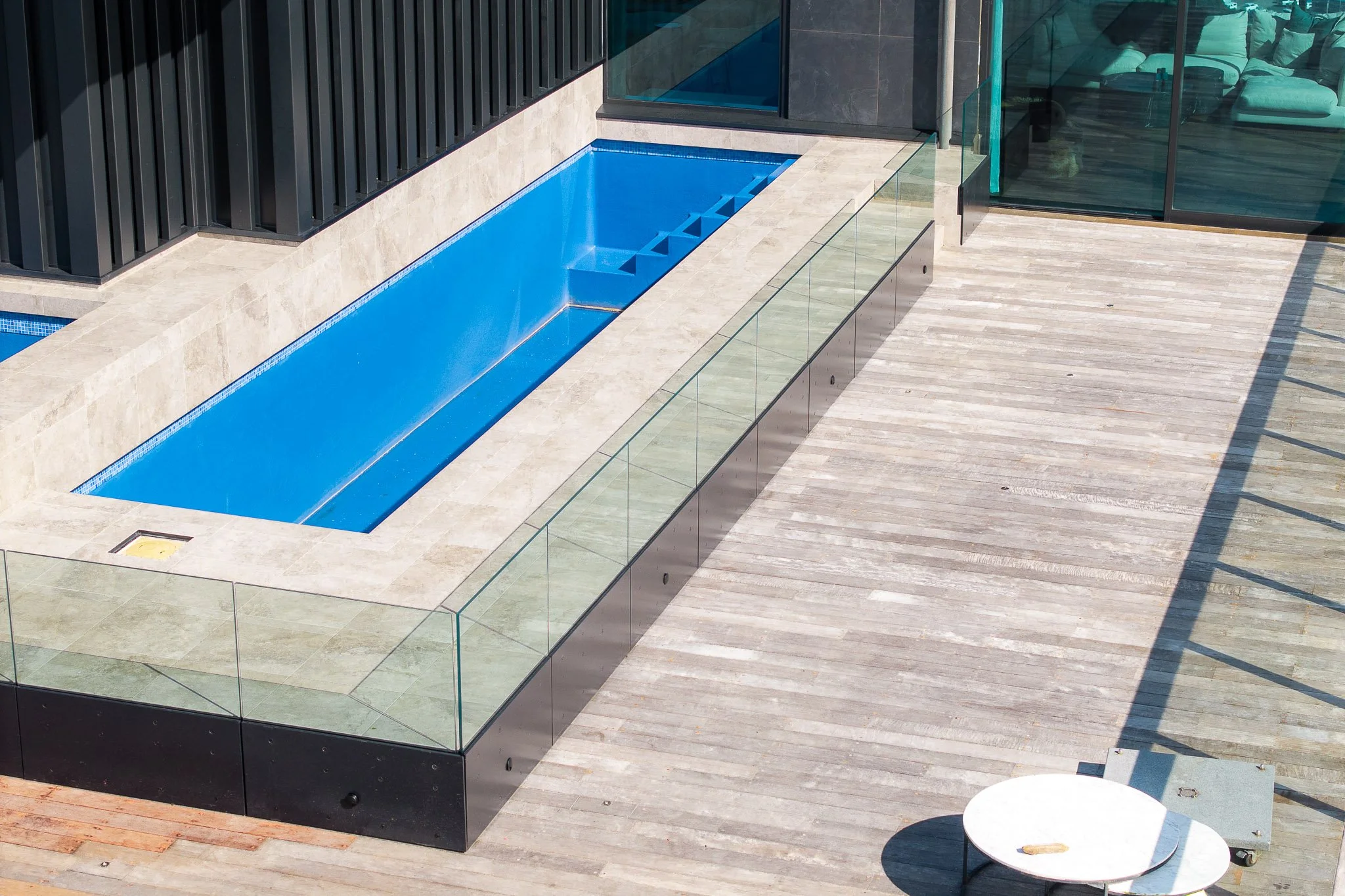 360 Glass - The Sentinel Apartments6.jpg