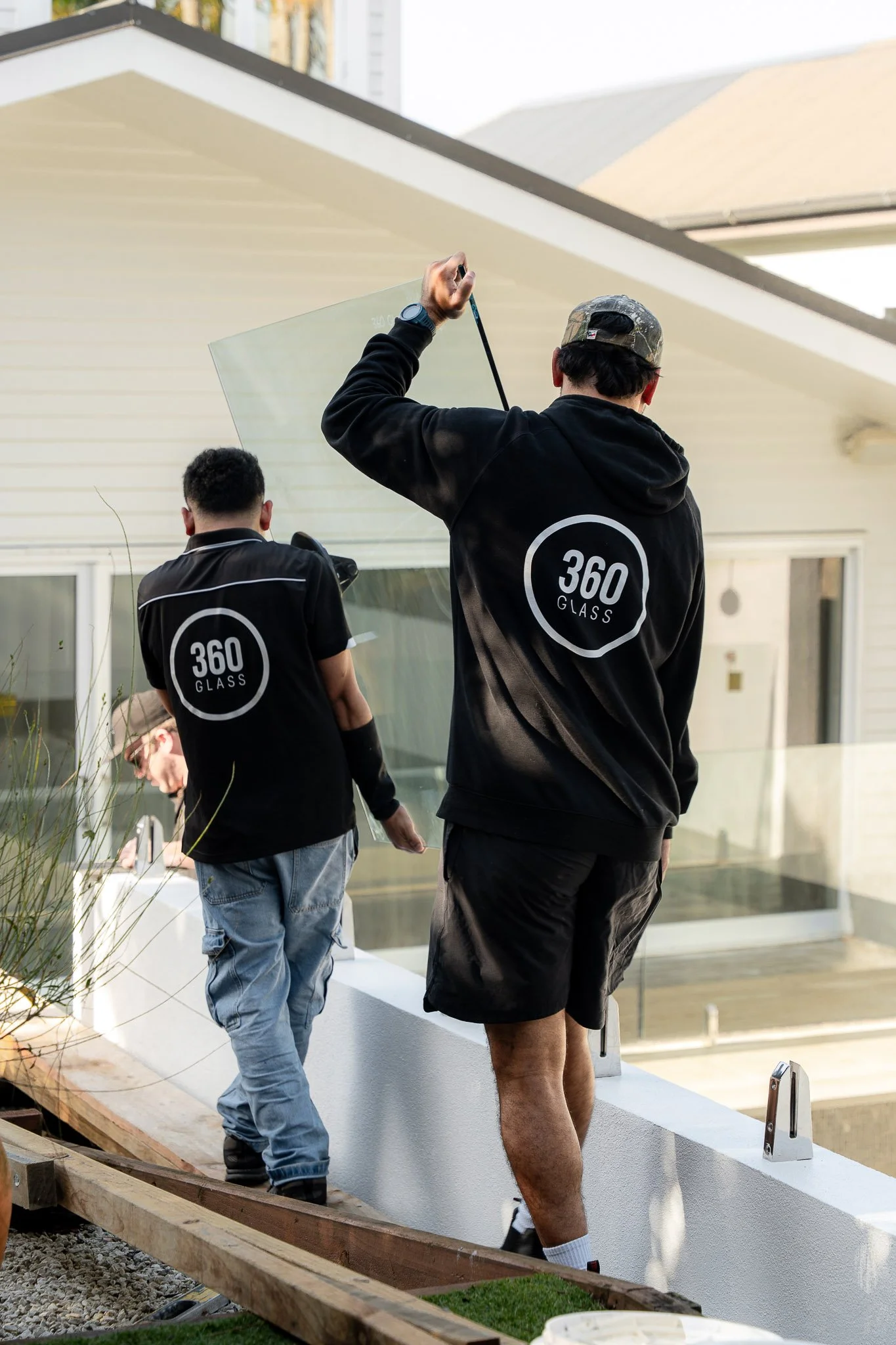 360 Glass Projects - Richmond Ave 22.jpg