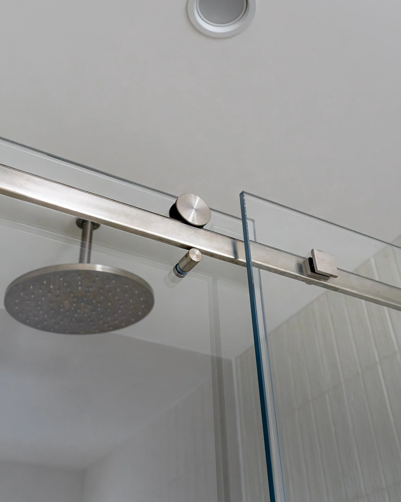 360 Glass Projects - Aberdeen Rd 14.jpg