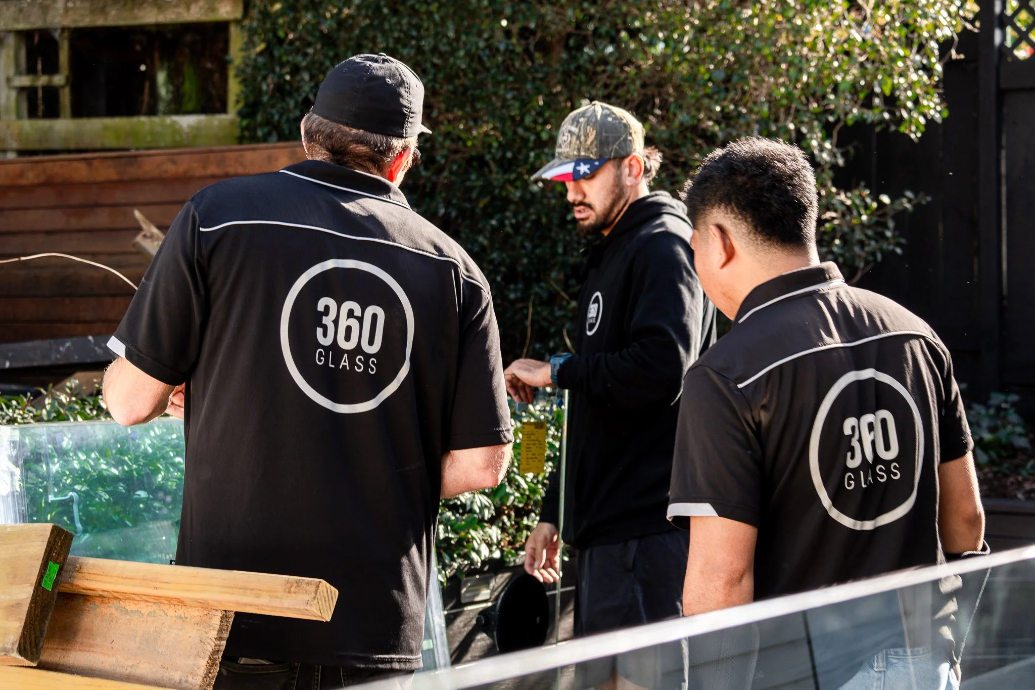 360 Glass Projects - Richmond Ave 10.jpg