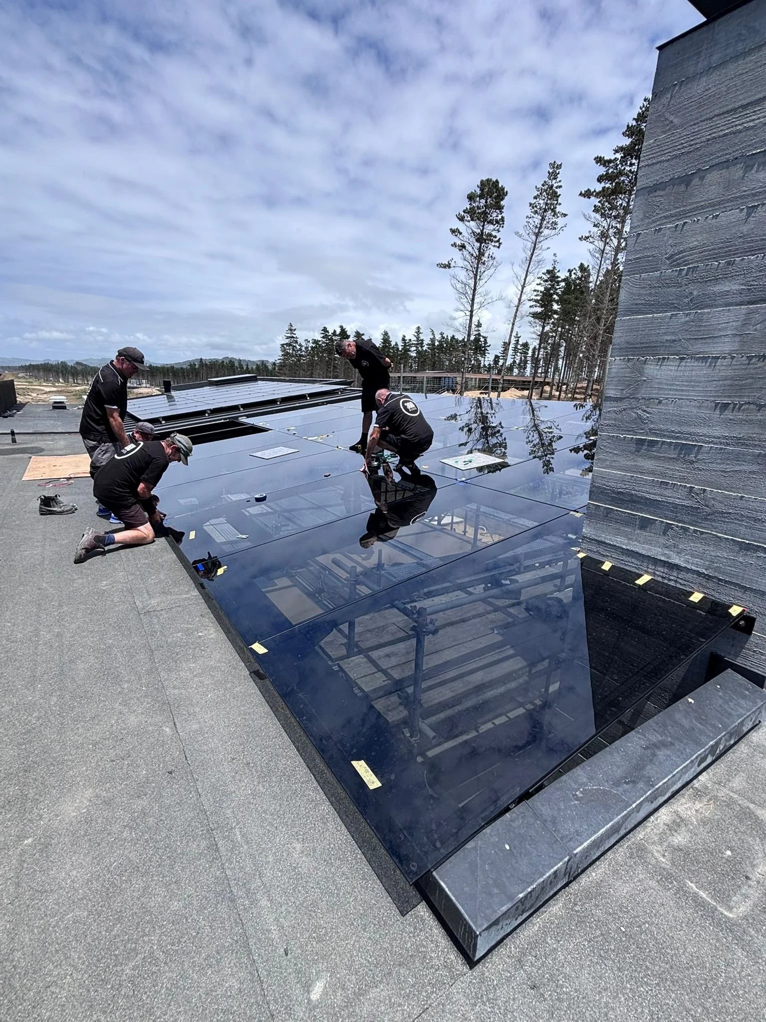 360 Glass Frameless Glass Canopies3.jpg