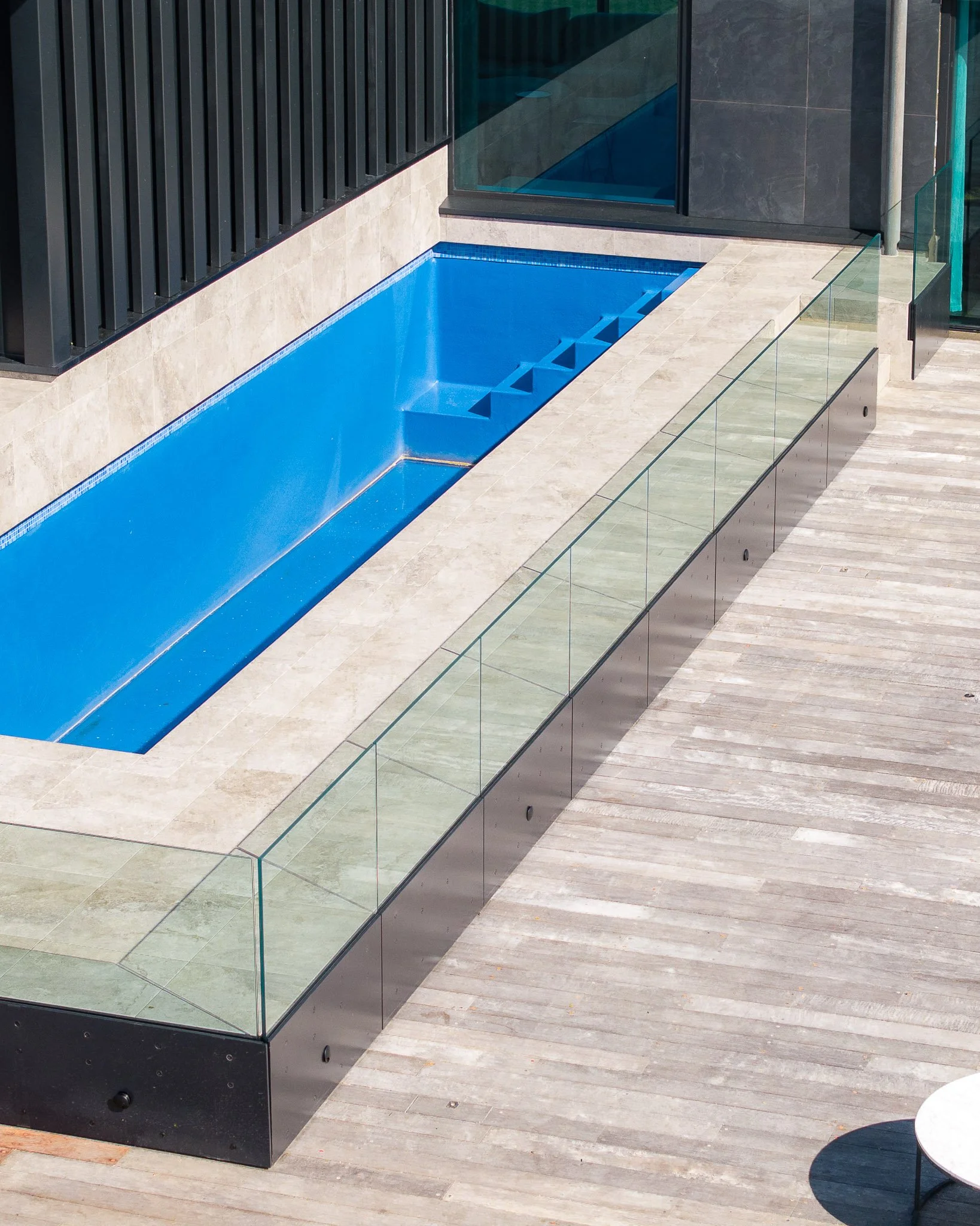 360 Glass - The Sentinel Apartments5.jpg