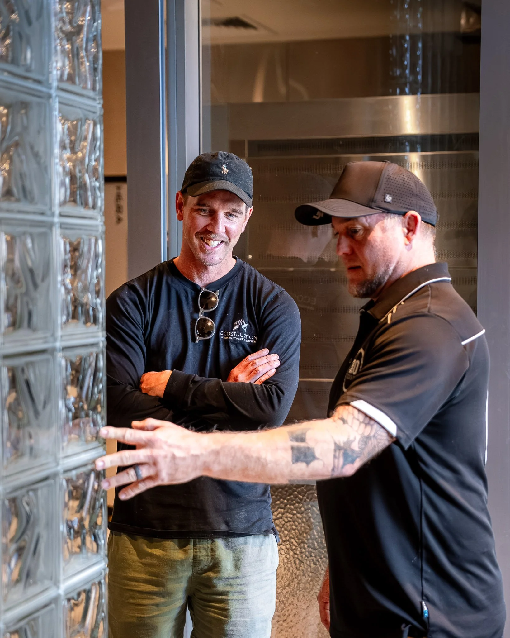 360 Glass Projects - Richmond Rd Deli 7.jpg