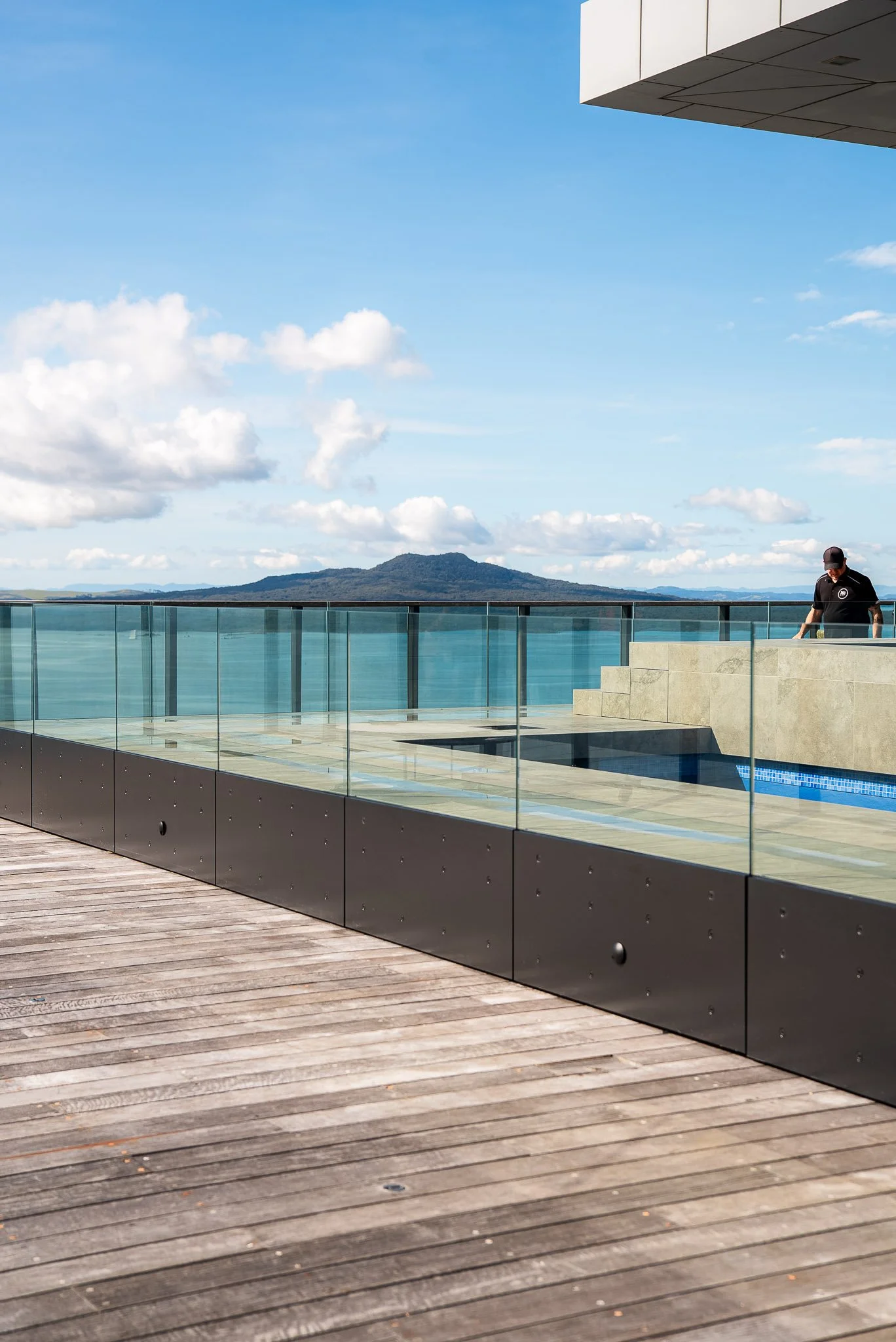 360 Glass - The Sentinel Apartments9.jpg