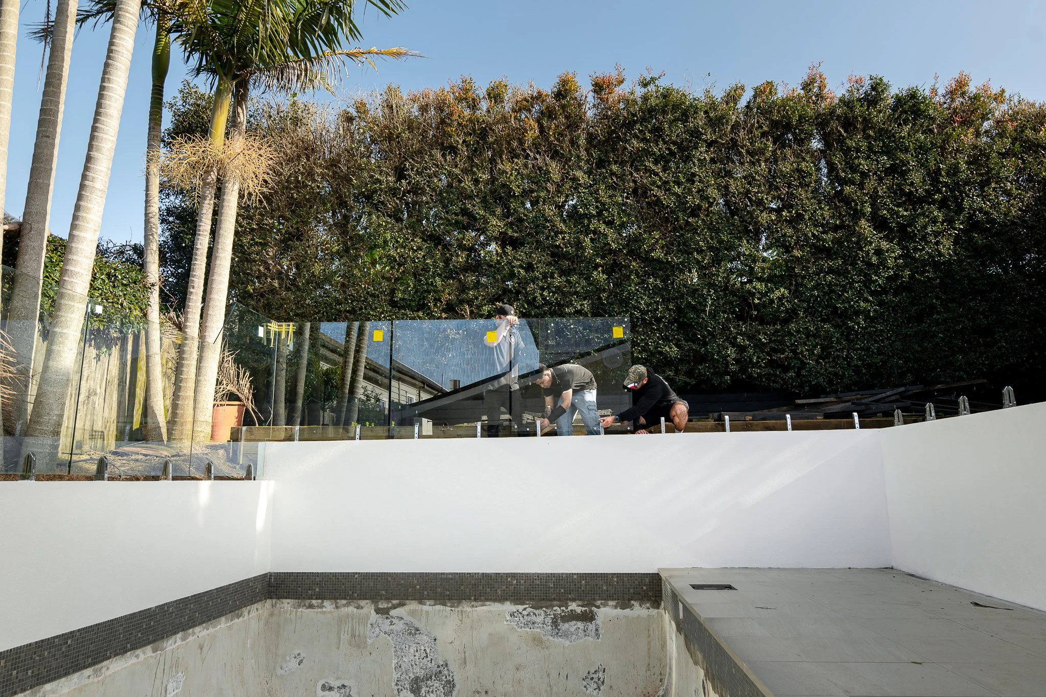 360 Glass Projects - Richmond Ave 14.jpg