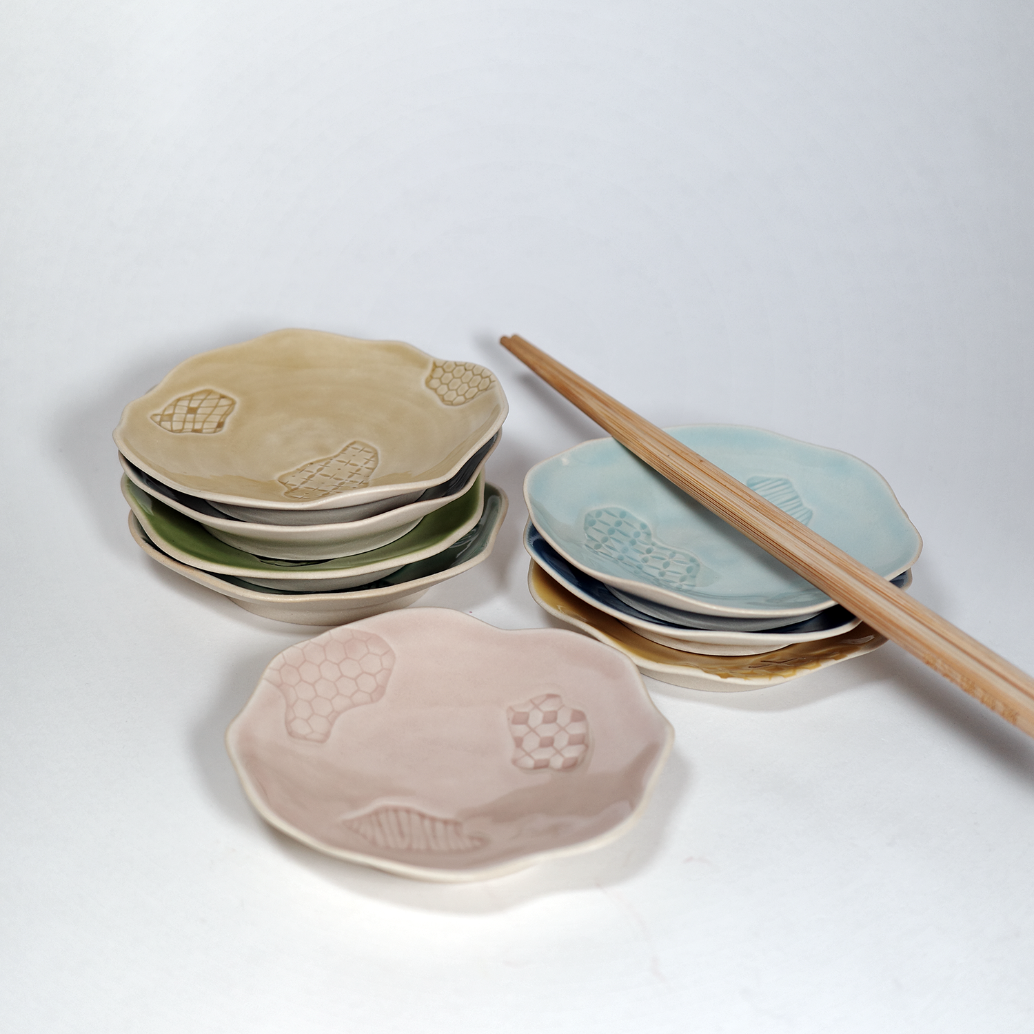 Beauty Withhold | Bone Plate