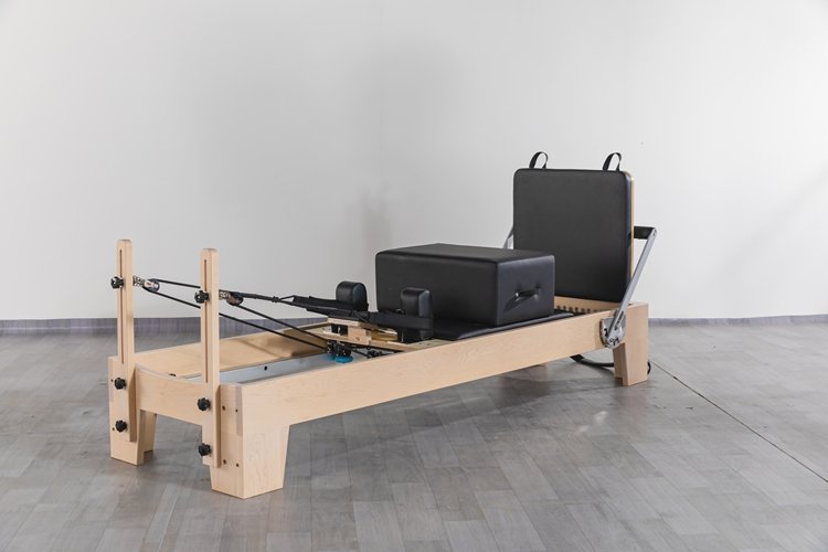 Reformer Pilates Machine Studio