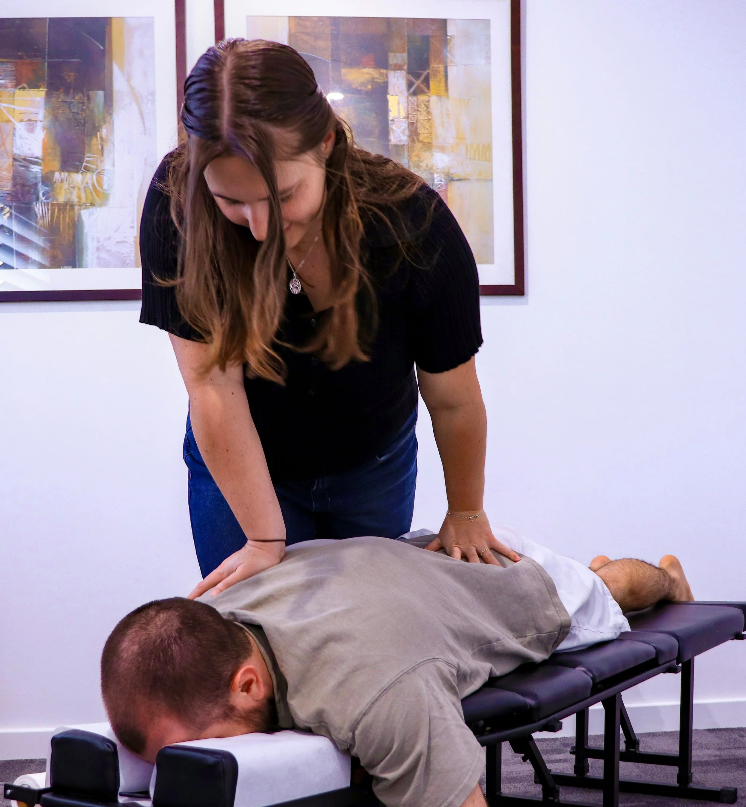 Do Chiropractors Get Knots Out?