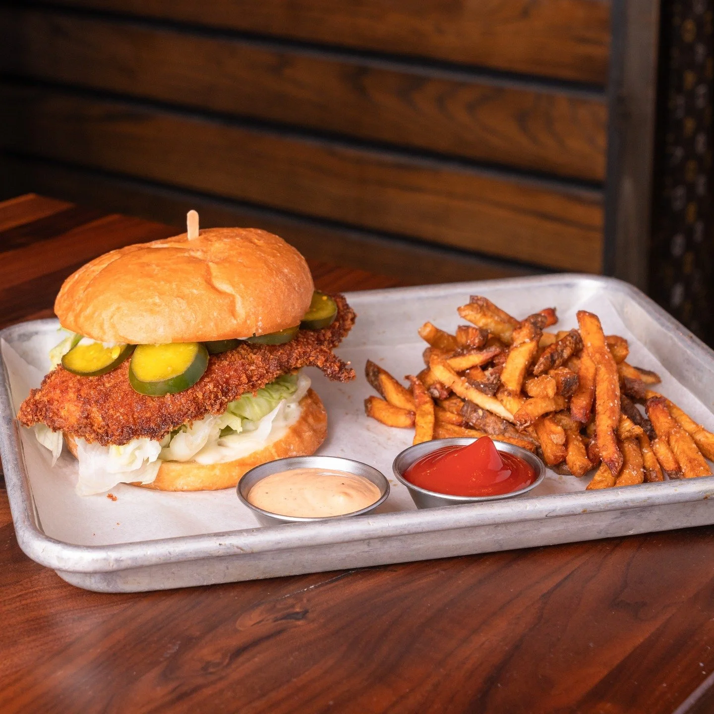 STOP SCROLLING. 🚨

This is your sign to get the crispy chicken sandwich.

Tag someone who owes you lunch 👇

📍786 Bush St, San Francisco
Come hungry.

#AlimentSF #SanFranciscoEats #ChickenSandwich #SFFoodie #UnionSquareSF #NobHillSF #SFRestaurants 