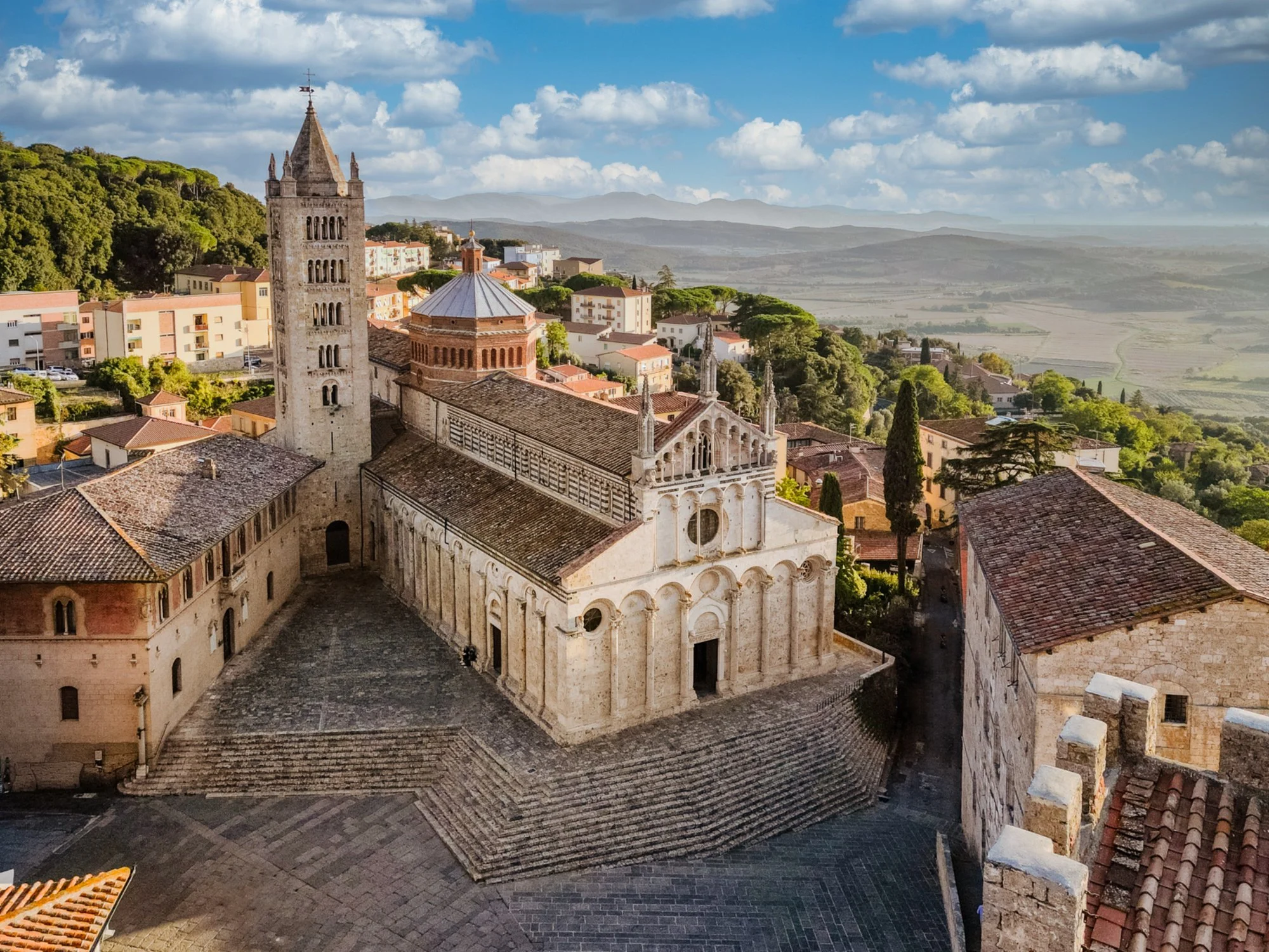 Fotografo Matrimonio a Massa Marittima: l'Incanto del Medioevo in Maremma