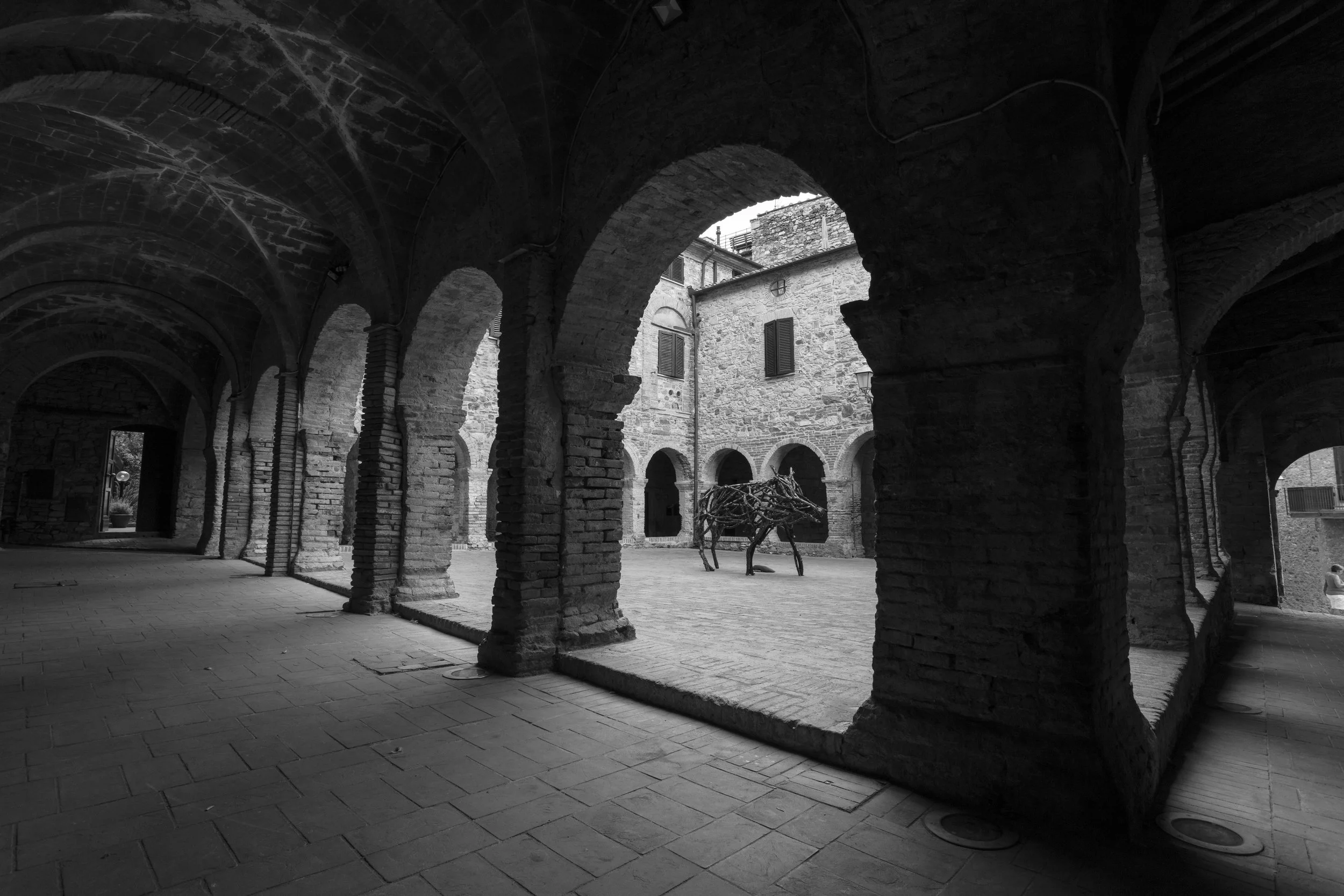 Fotografo Matrimonio a Suvereto: l'Anima Autentica della Maremma