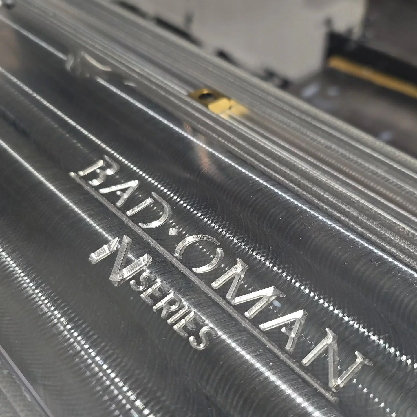 Fixture plate for the @badomanclassics / @nv_machine_works Valve Cover colab💥

#sbc #ls #billet #c10 #chevy