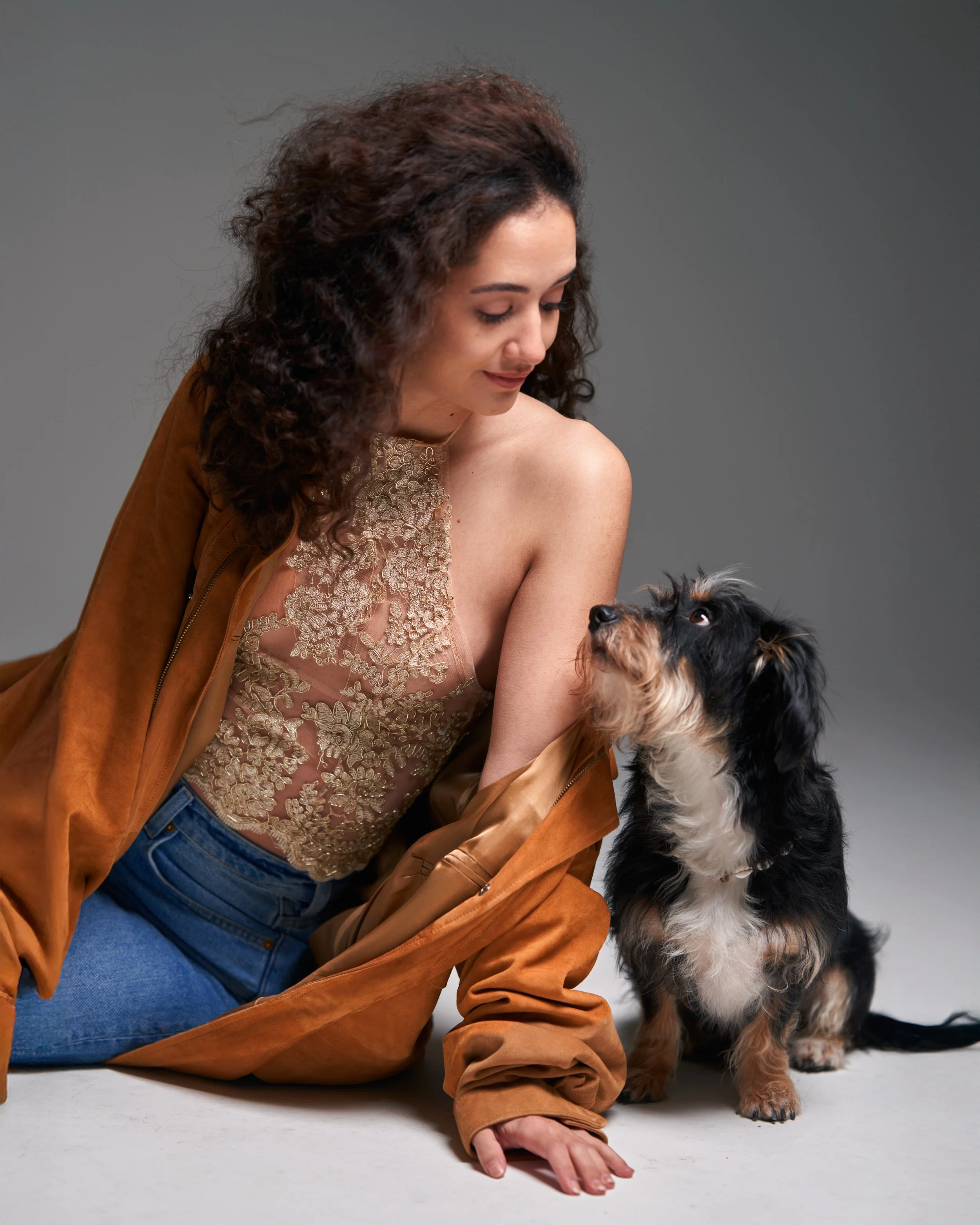 Fotostudio_Mietstudio_Zu╠êrich_dot-RAW-Studio_Fotoshooting-Portraitfotos 10.jpg