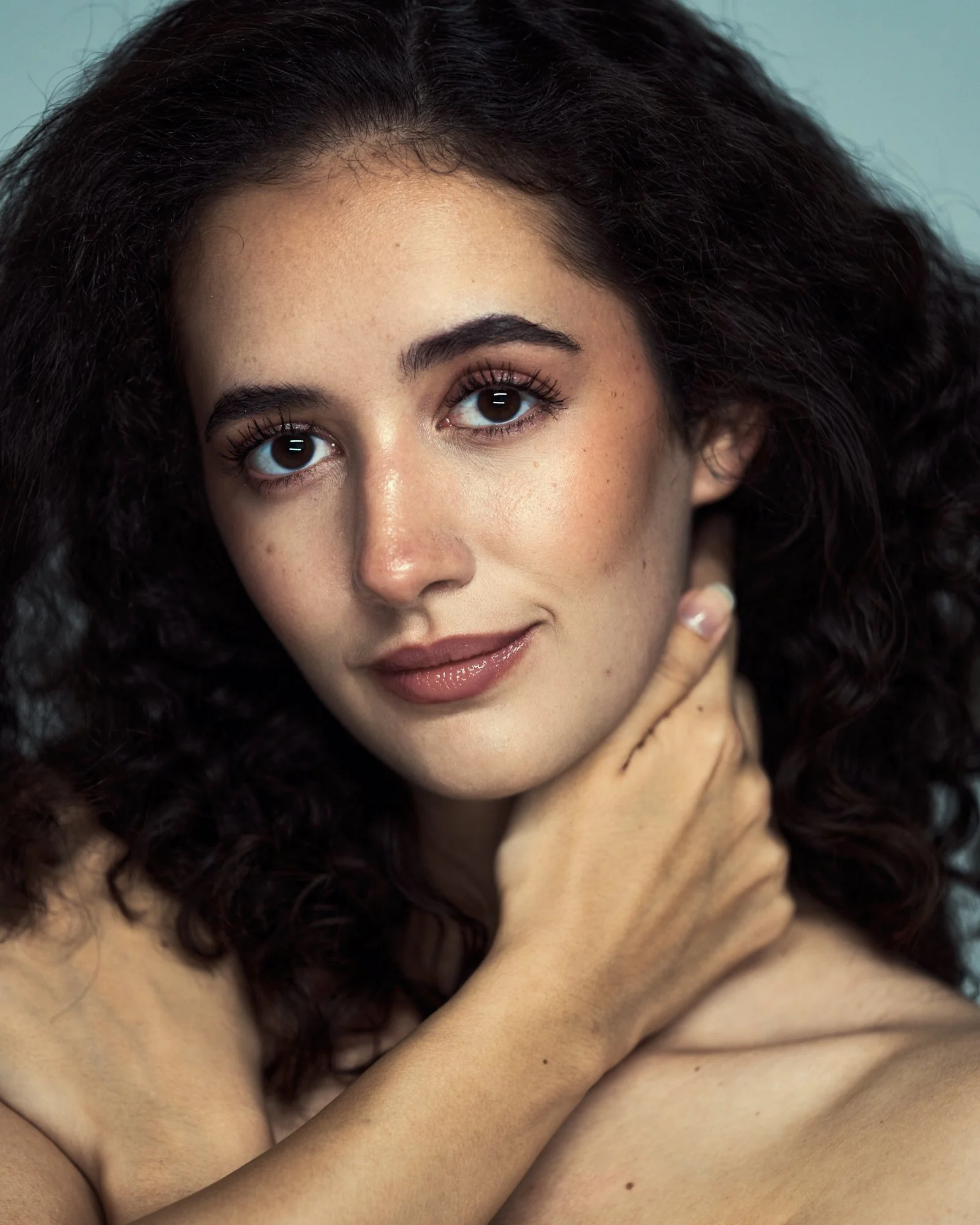 Fotostudio-Zu╠êrich_dot-RAW-Studio_Valeria-Hongler_Actress_Portraitfotografie 20.jpg