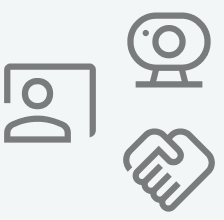 Grafik mit einem Kamerasymbol, einem Nutzerprofil, und zwei Händeschlag-Symbole.