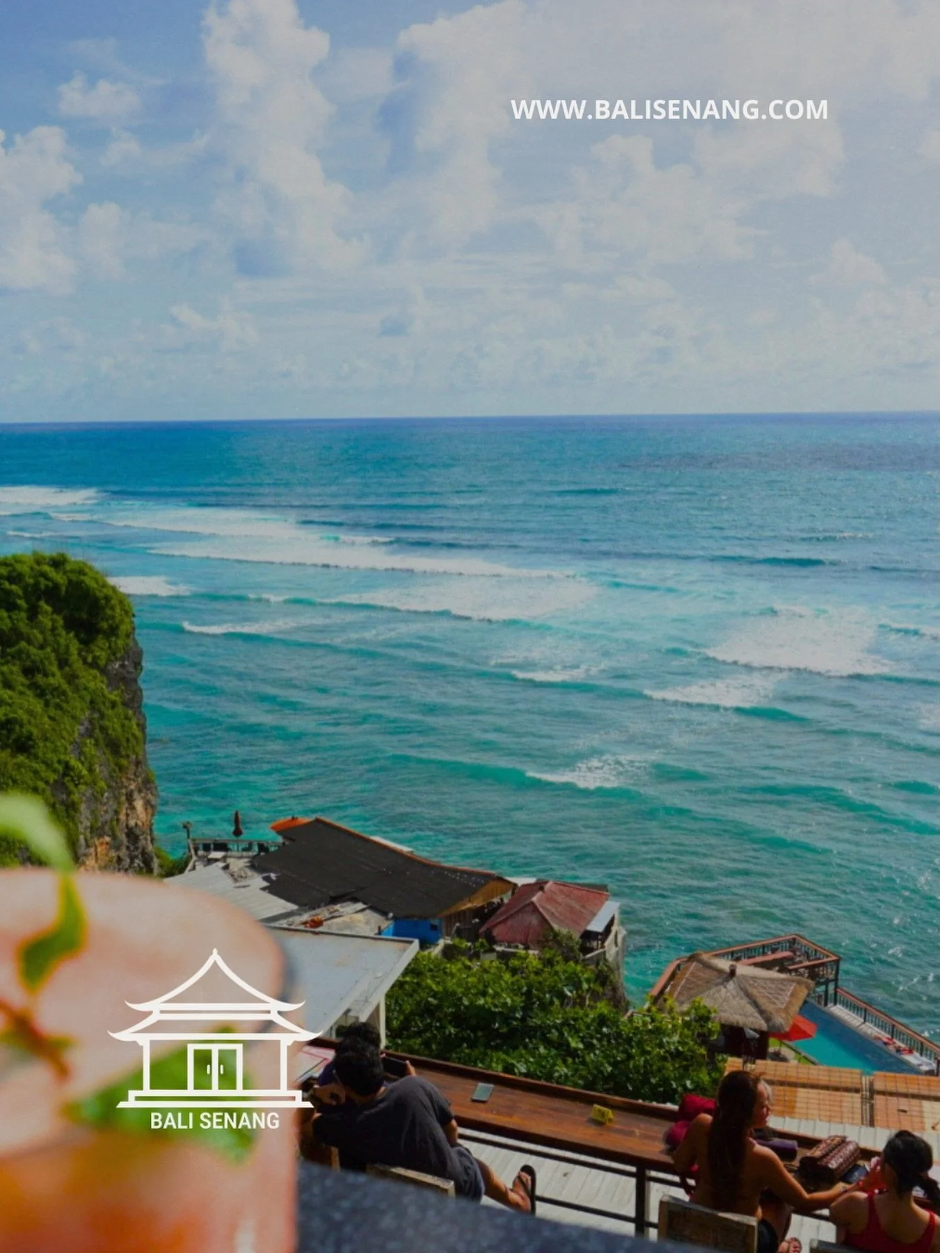 𝗩𝗶𝗹𝗹𝗮 𝗸𝗼𝗽𝗲𝗻 𝗶𝗻 𝗨𝗹𝘂𝘄𝗮𝘁𝘂.

Uluwatu groeit snel binnen zoekopdrachten als
&ldquo;villa kopen Bali met uitzicht&rdquo; en &ldquo;emigreren naar Bali woning&rdquo;.

Kenmerken:
&ndash; premium locaties
&ndash; lage dichtheid
&ndash; hig