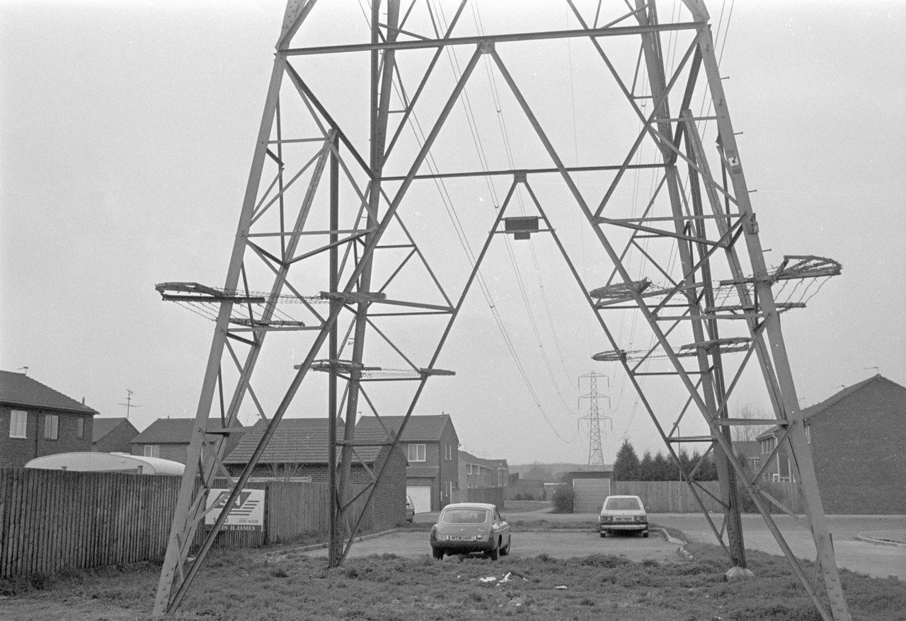 Taken: April 1988, the Bucks Herald did a feature about the pylons. This is Picasso Place.
Photograph Credit: The Bucks Herald
