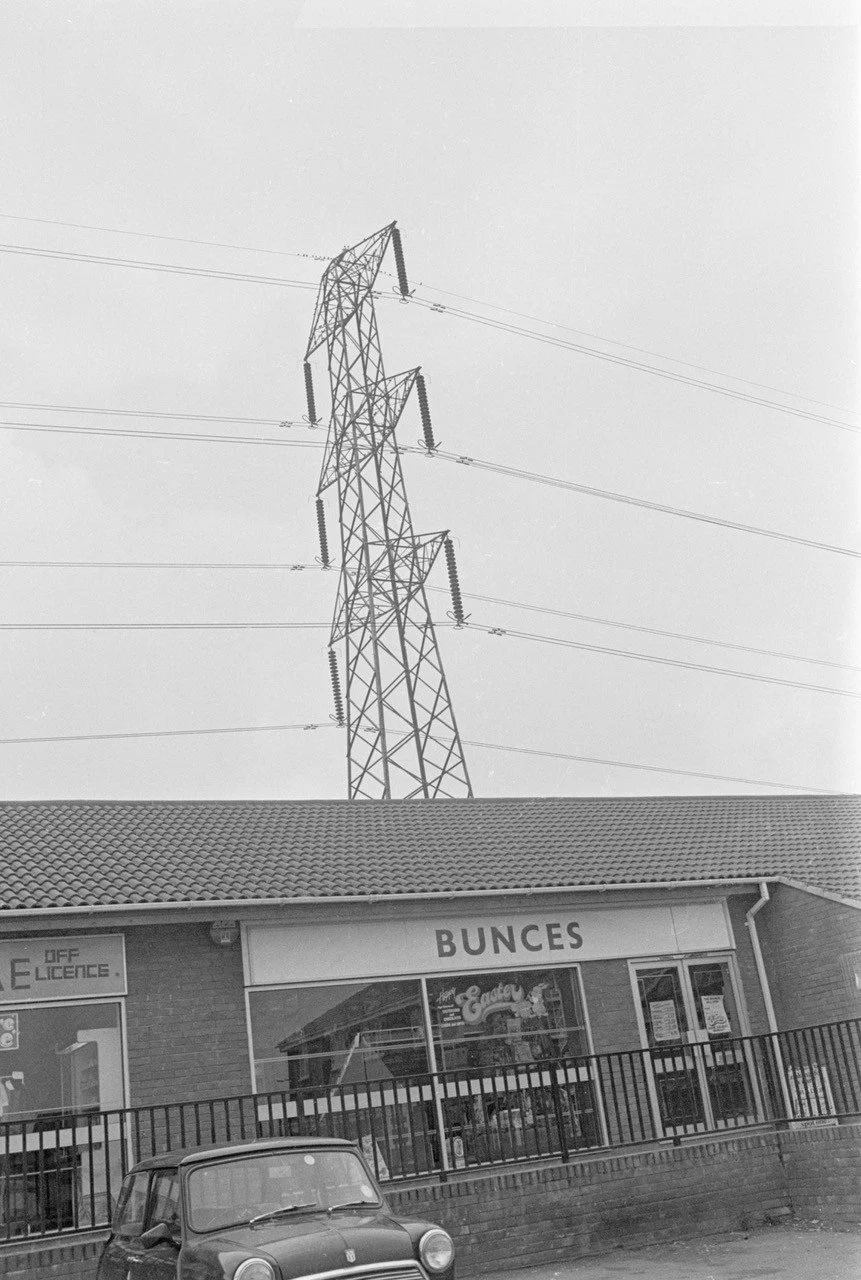Taken in 1988. Haydon Hill shops (where Tan my Peach and Barbers are, with Beijing next door now)
Photograph Credit: The Bucks Herald