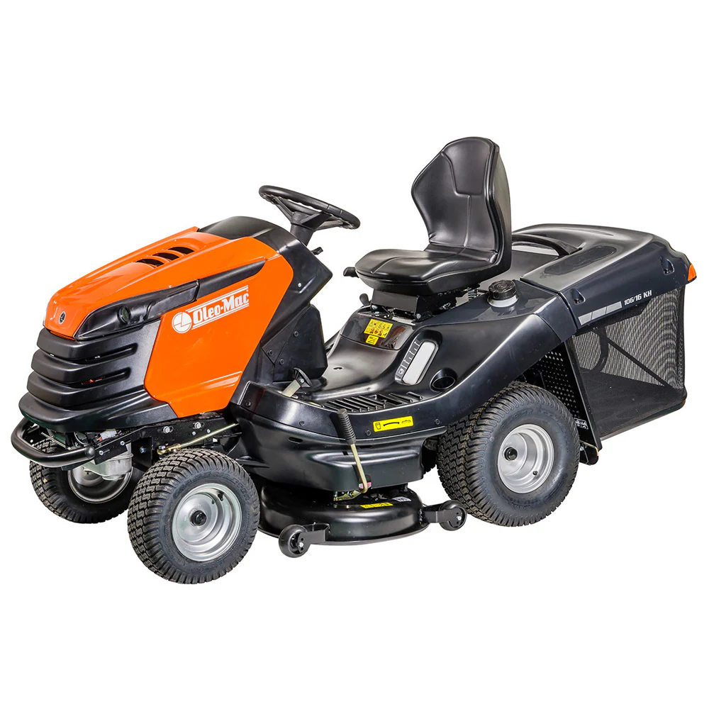 oleo-mac-om106s-16kh-lawn-tractor-angle.png