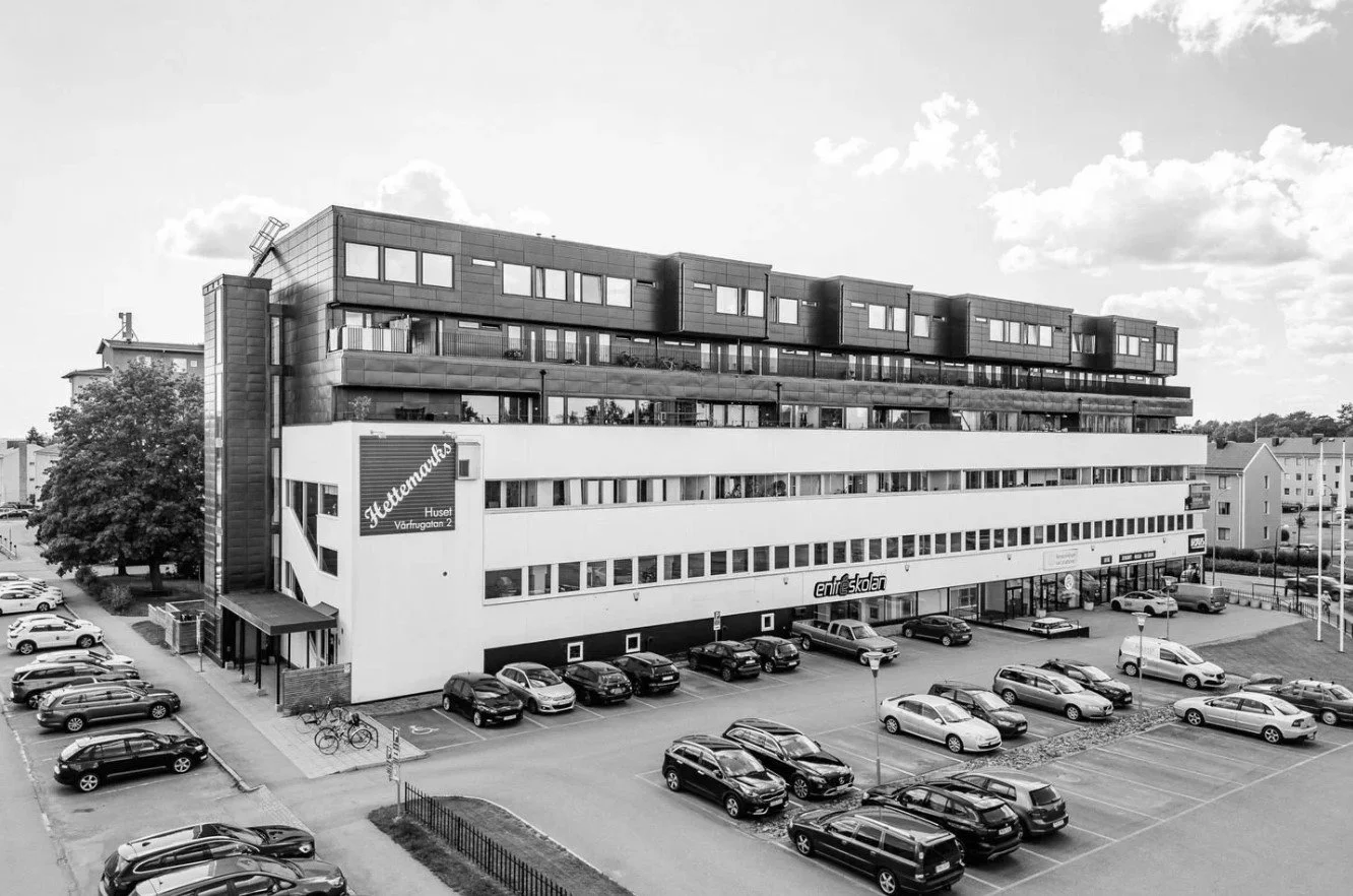 SIB förvärvar fastigheter