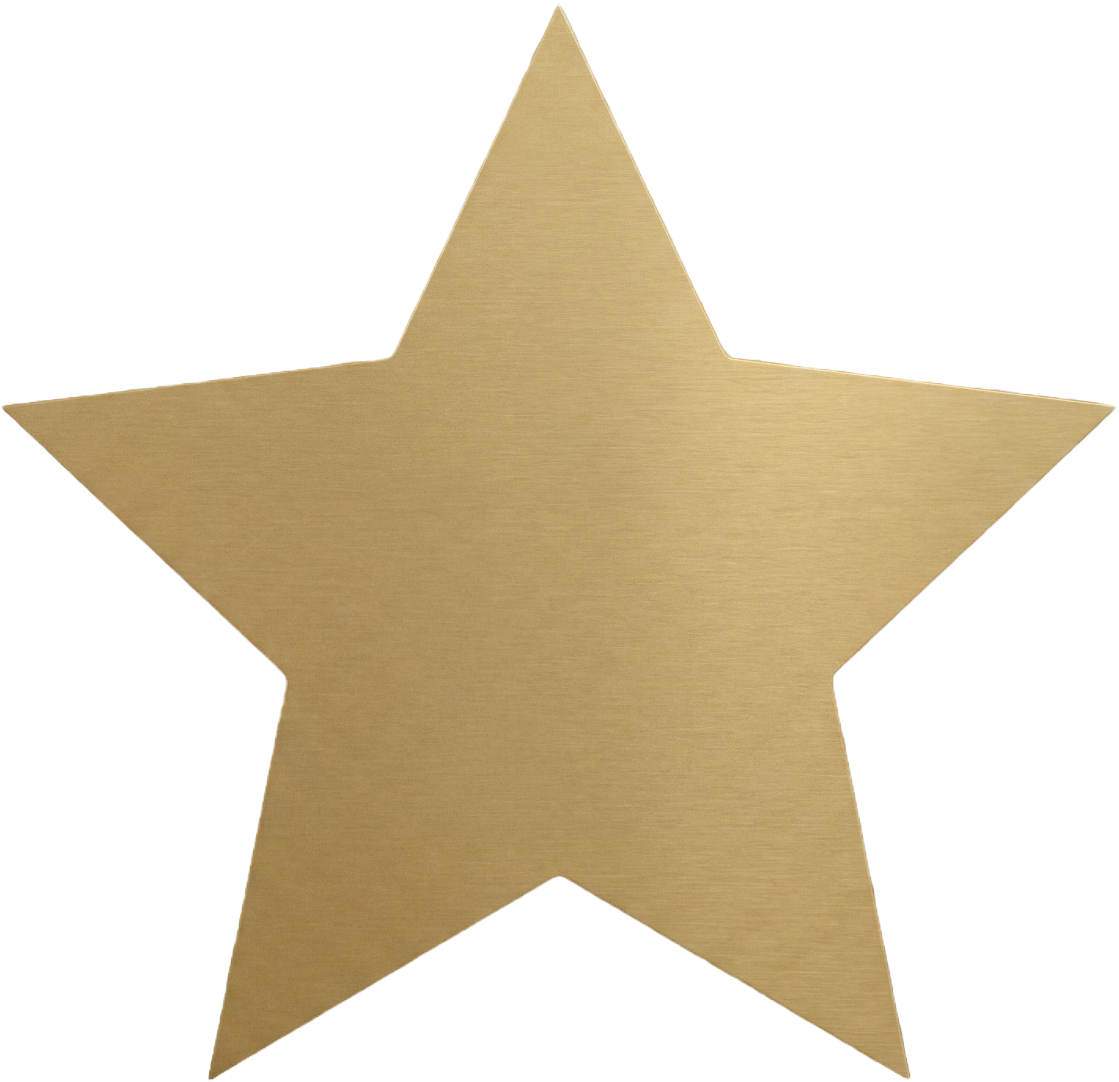 Estrella dorada de cinco puntas sobre fondo blanco.