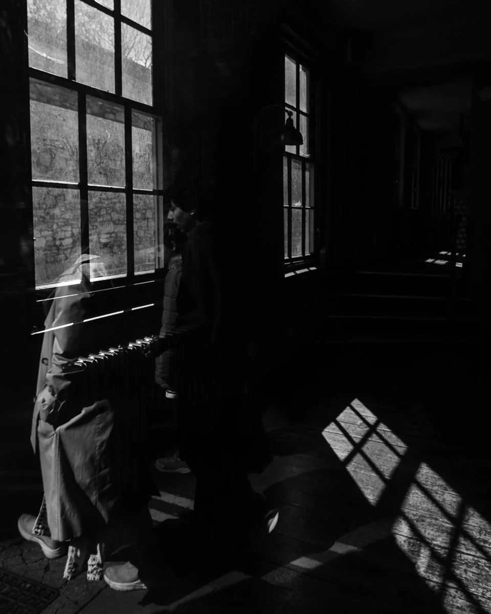 Turl Street Ghosts.

#Oxford #streetphotography #in_public_streets #SPiCollective #street_badass #street_me_up #streetfinder #streetleaks #streetphotocollective #streets_storytelling #oxfordphotographicsociety #ox1collective #fujifilm 

Fuji X-T5 and