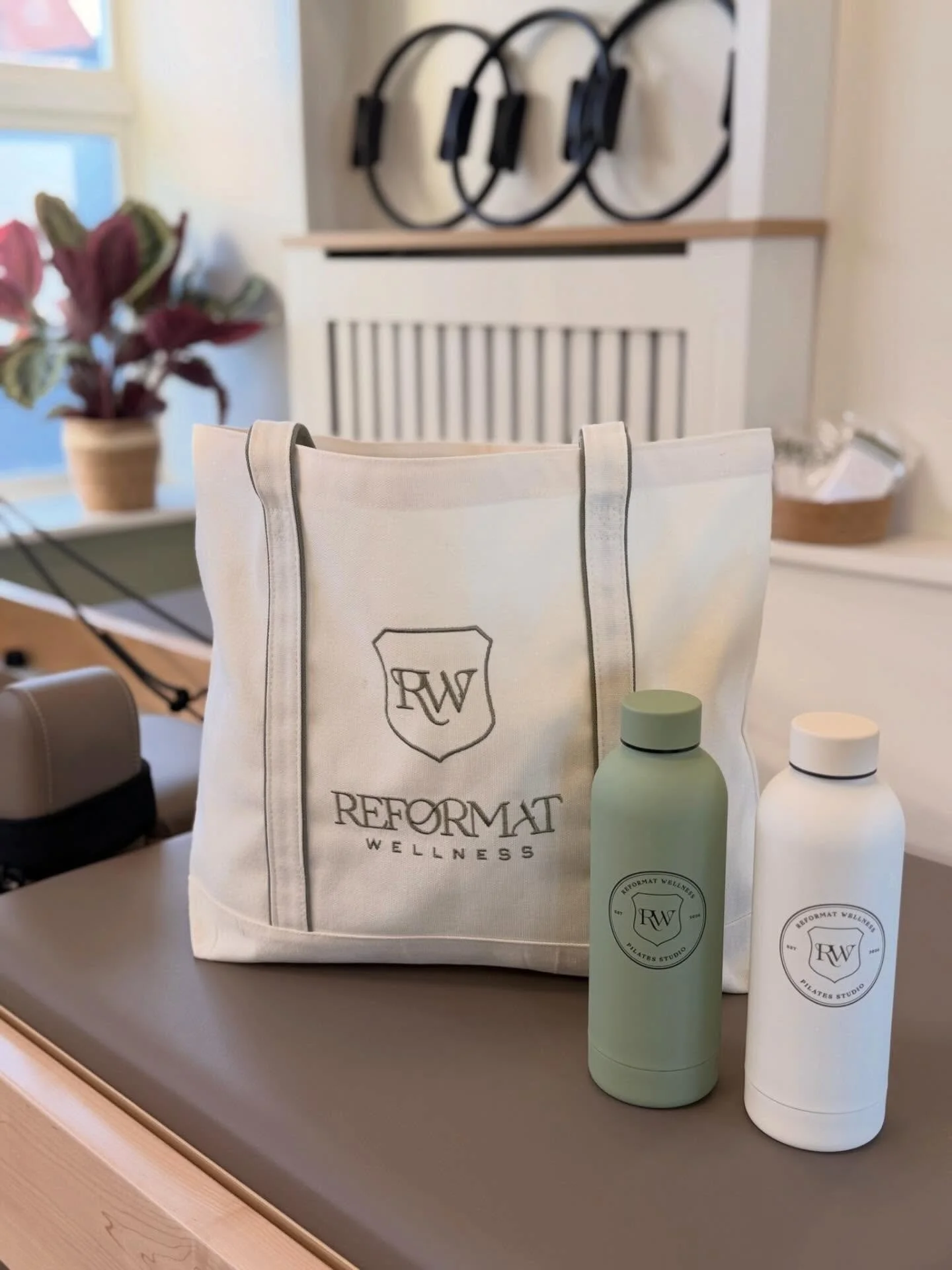 A little something for your Pilates era&hellip;

🤍 NEW &amp; RESTOCKED 🤍

Our beautiful Reformat Wellness tote bags have arrived, and our much-loved insulated water bottles are back in stock. ✨

🌿 Canvas Tote Bag &ndash; &pound;20
🌿 Insulated Wat
