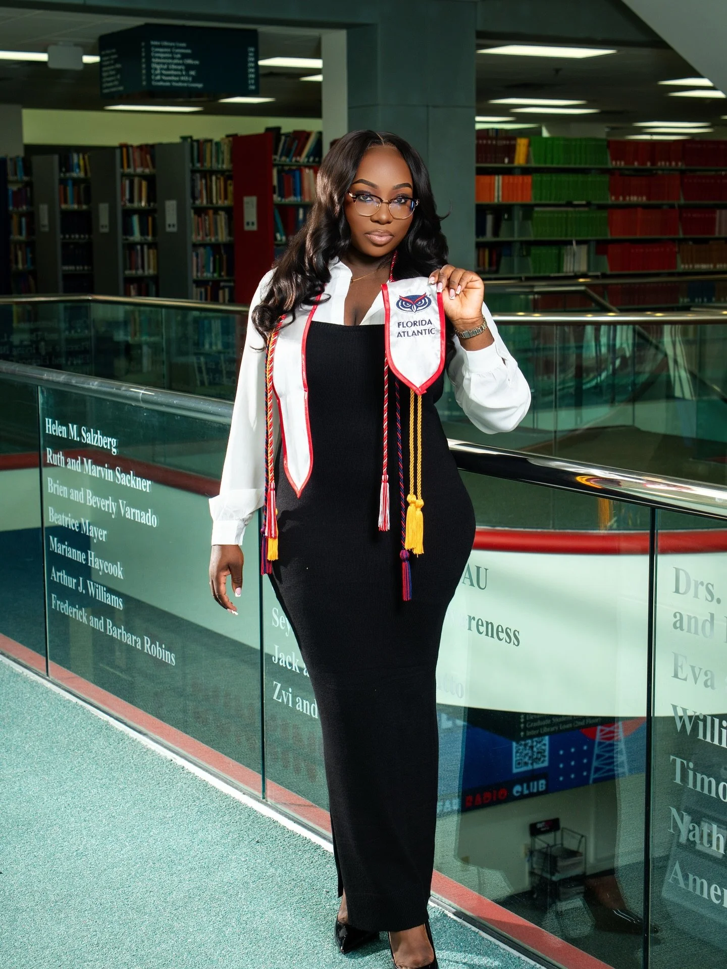 Grad SZN26&rsquo; Officially Open! 🎓
-
-
-
-
Like what you see ? DM To Book 📝 All types of Photography Available 😏

#grad #fauphotogtapher #gradphotoshoot #FAU #explore