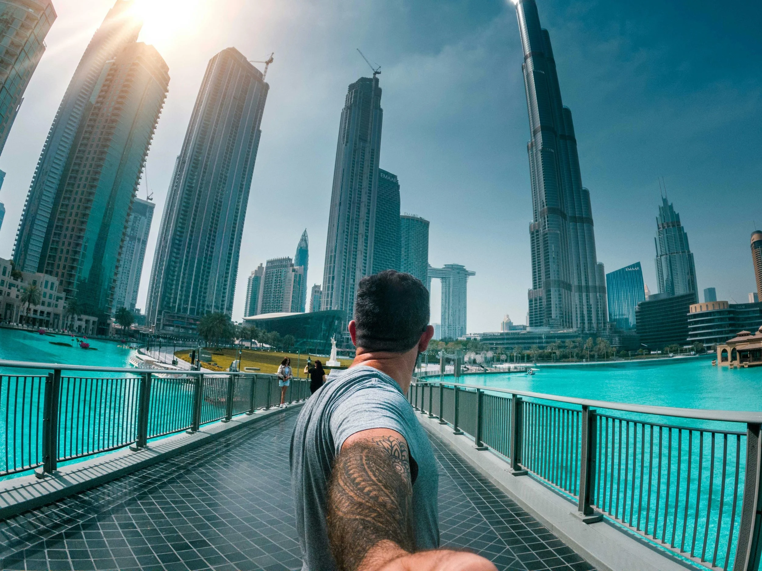 Top 10 Dubai Travel Tips: Luxury, Laws, and How Not to Melt
