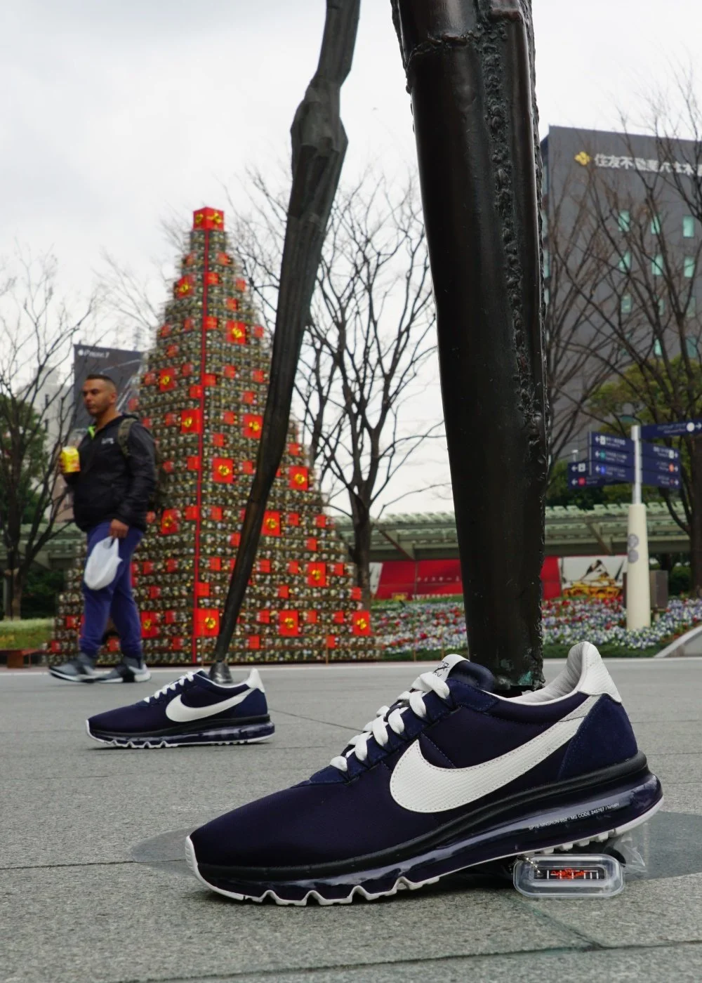 Roppongi Hills Maman by Louise Bourgeois