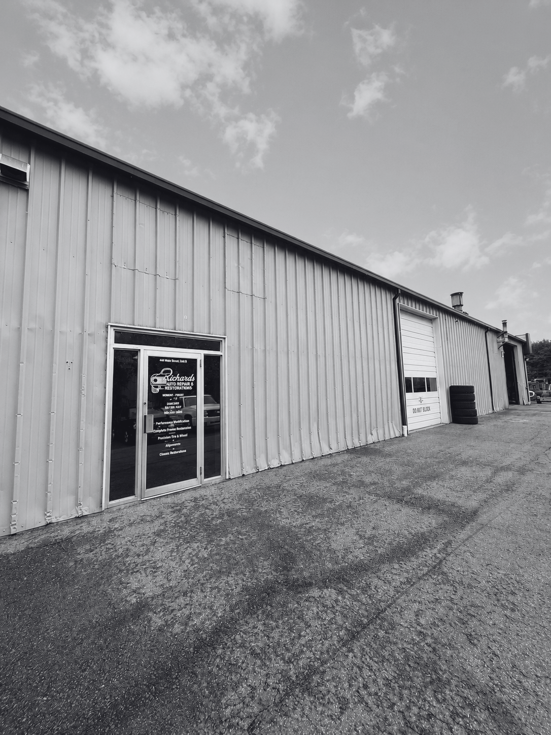 Richards Auto Repair and Restorations storefront 444 S Main Street Deep River CT
