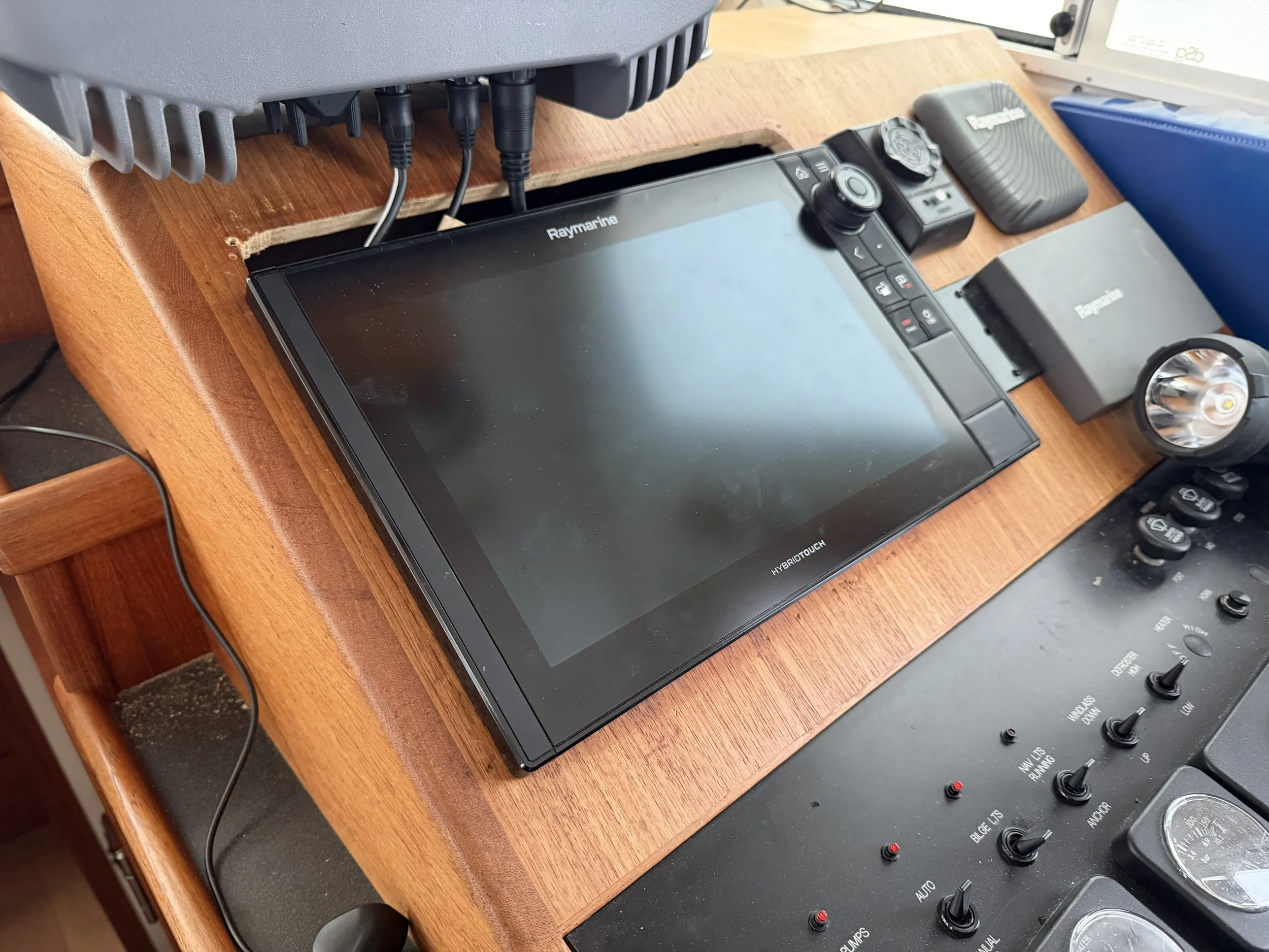 Electronics, repairs, troubleshooting, installations, and upgrades.
