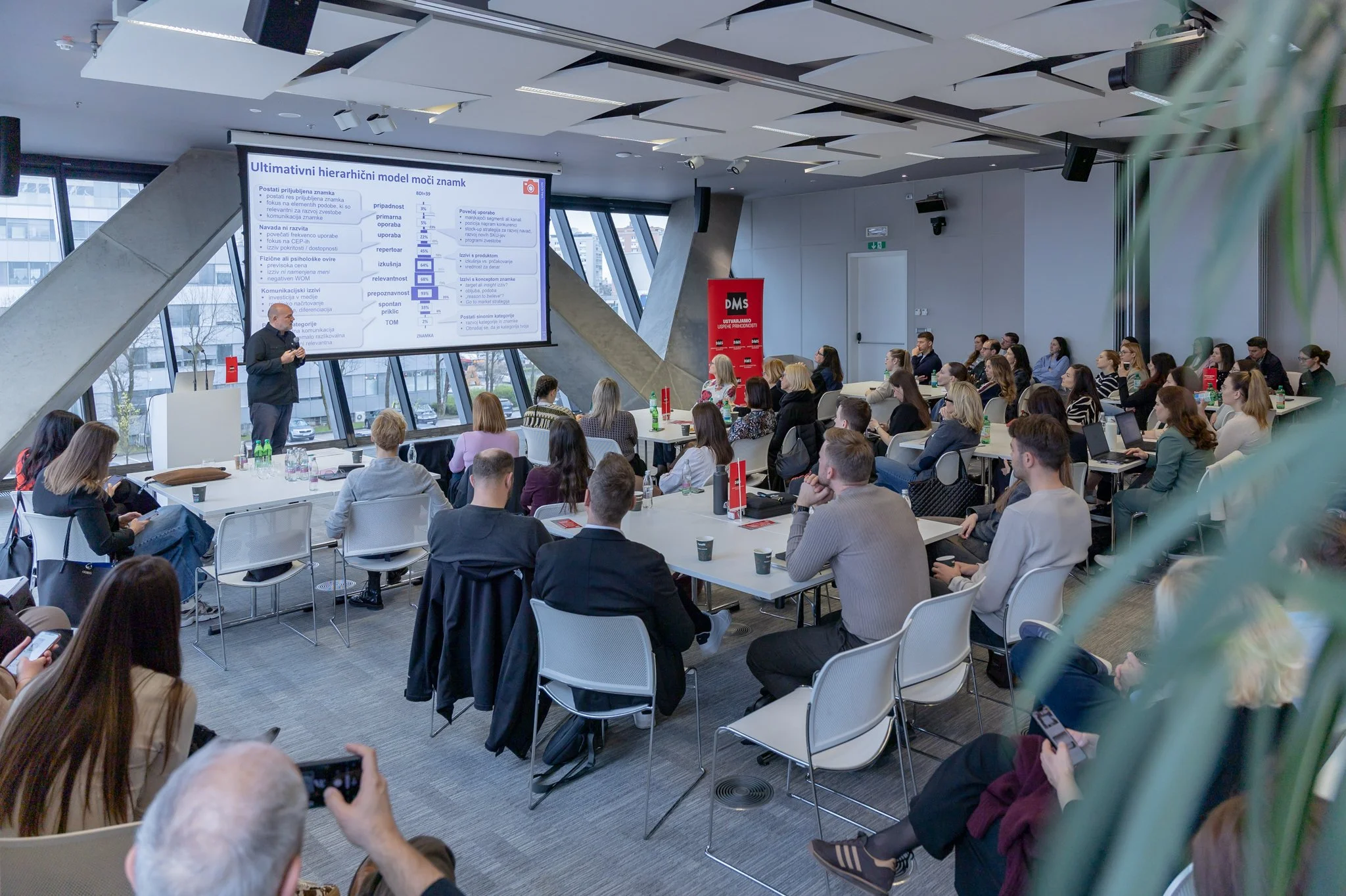 _P_X0963piksiwork_conferences.JPG
