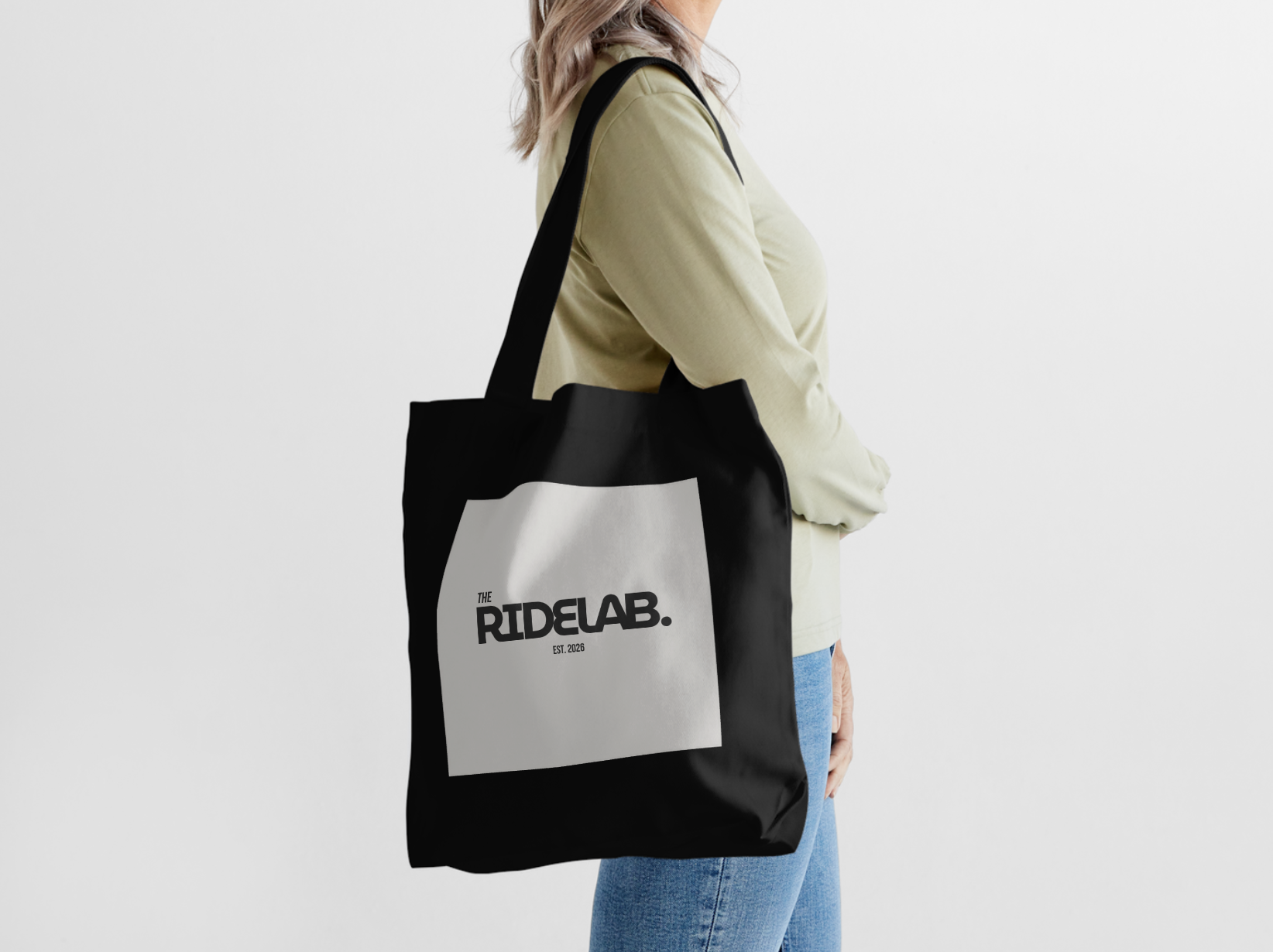 THE TOTE. (Pre-Order)