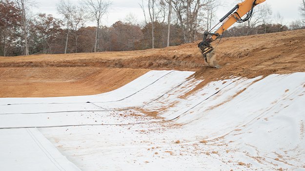 clay liner for landfills