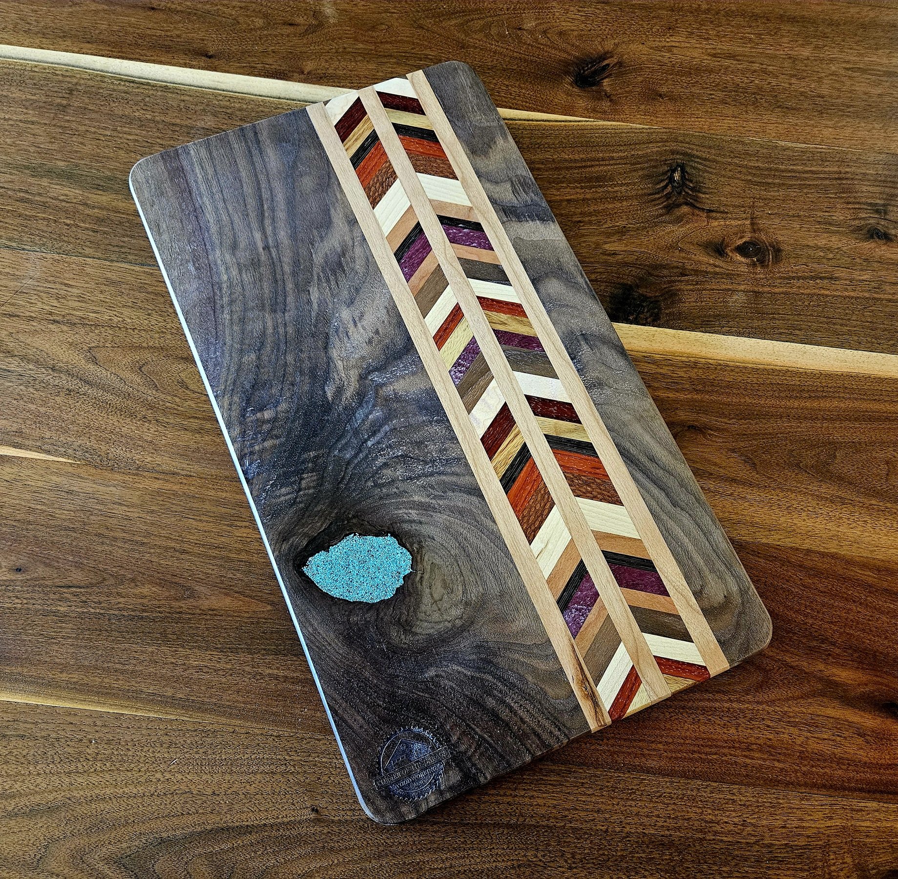 Walnut_Caret_Turquoise4.jpg