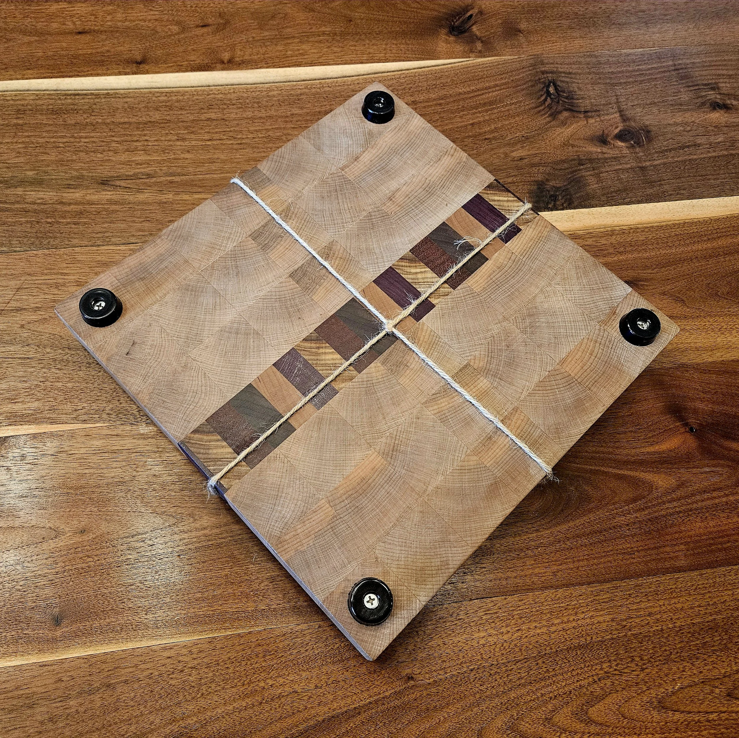 Bon_Appetit_Cutting_Board.jpg