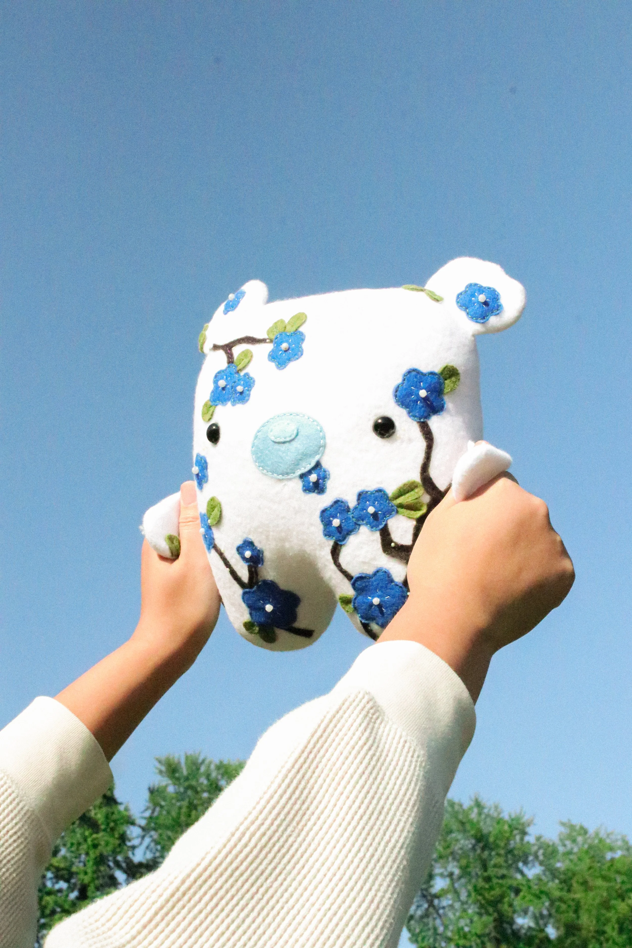 Blue Flower Bear