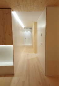 Reforma integral con tarima de pino aceitada