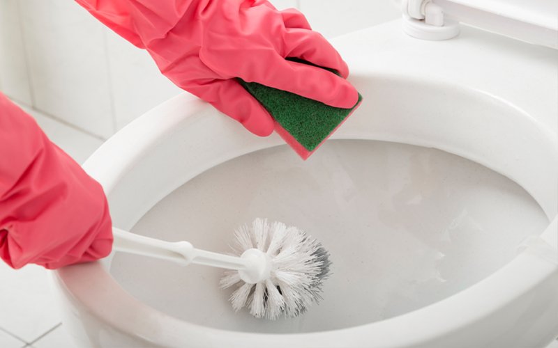 Bathroom cleaning in Edmond